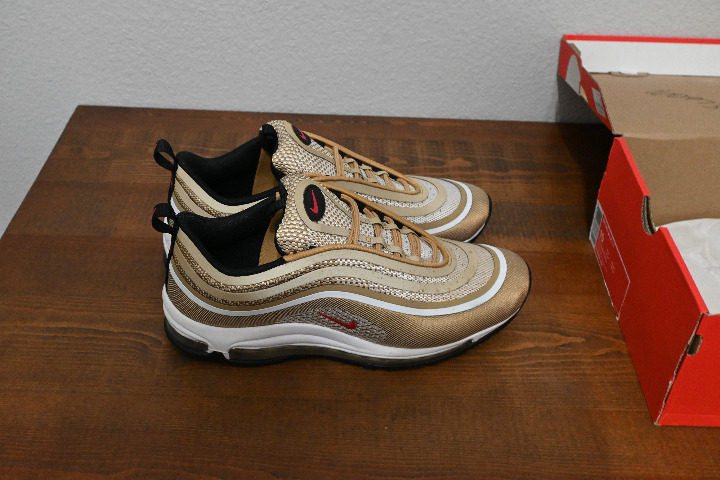 Nike Air Max 97 Ultra 17 Metallic Gold