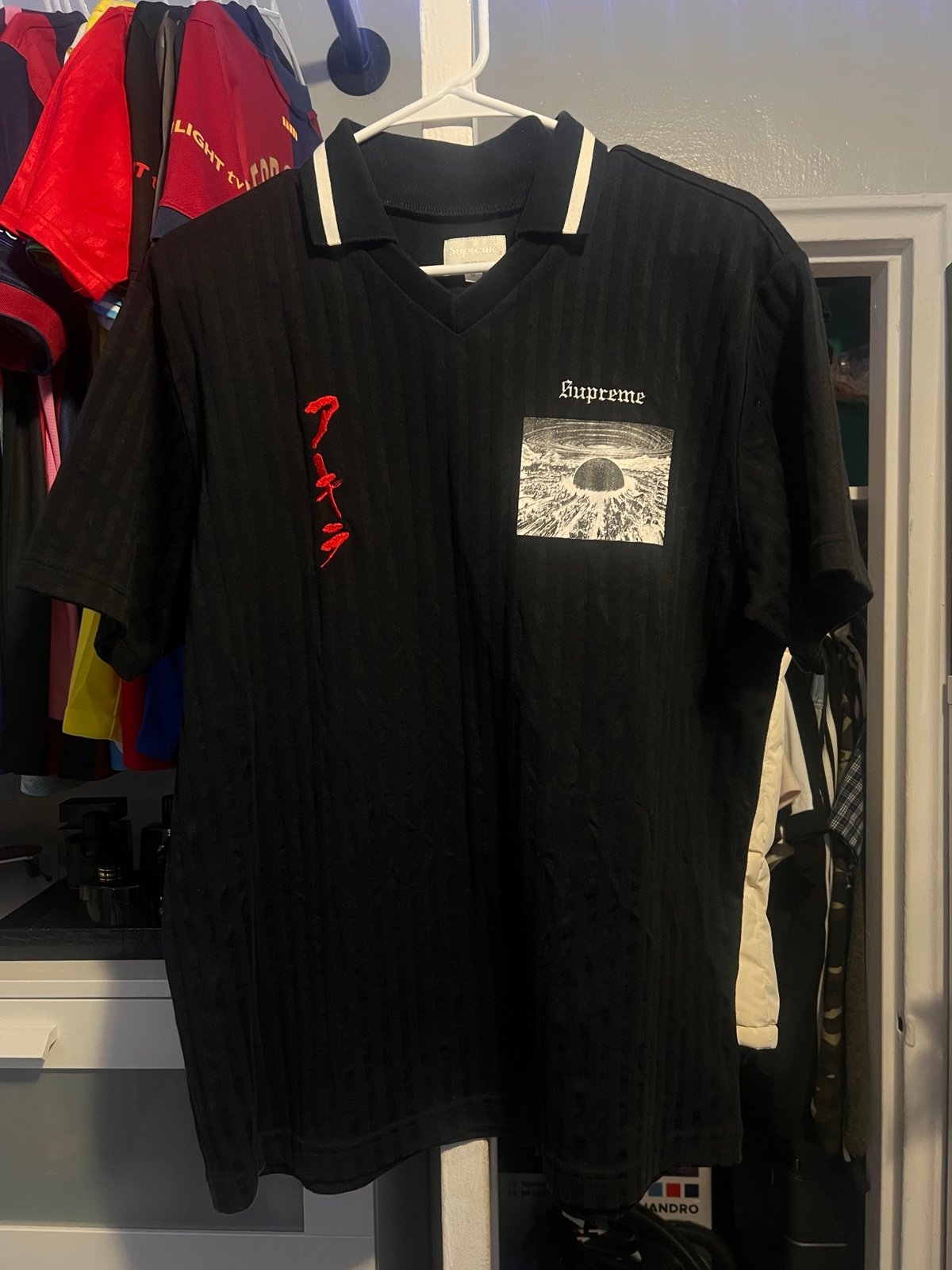 ウェア supreme akira soccer top Supreme AKIRA Soccer Top Graphic Print Polo Shirt - Black