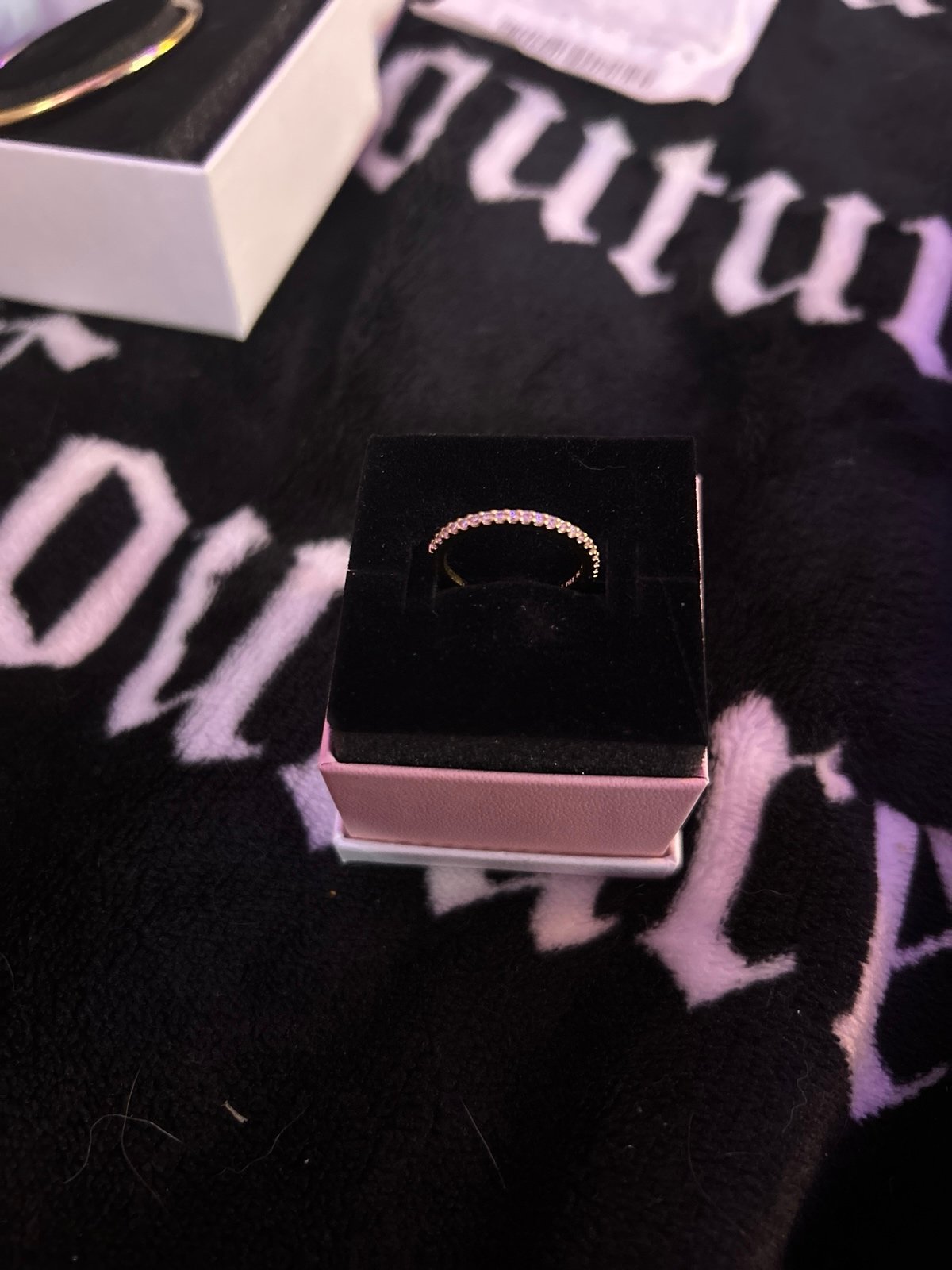 Pandora Ring