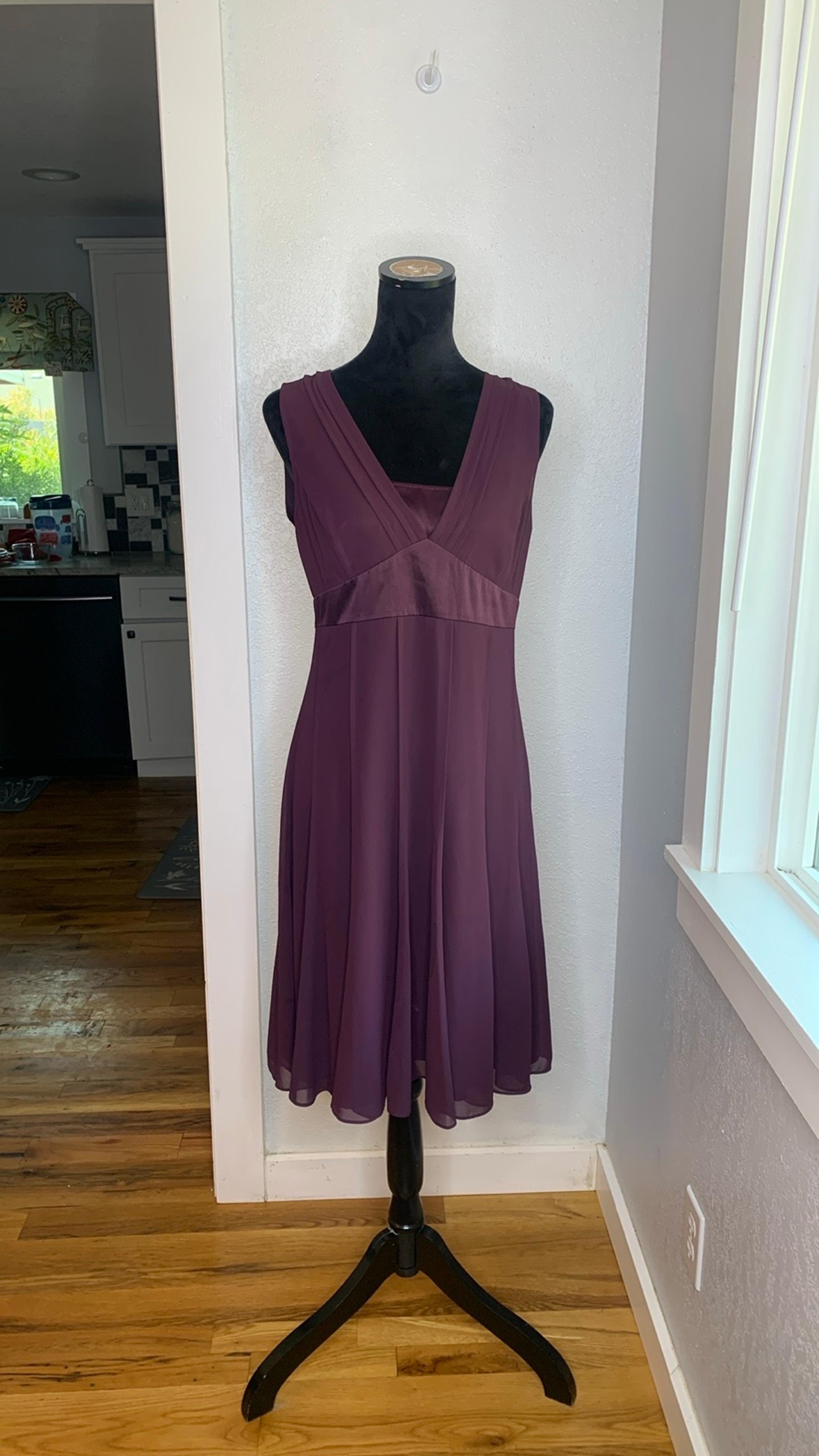 Ann Taylor Loft eggplant purple sleeveless dress knee length lined size 6