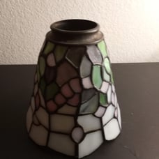 VTG Tiffany Style Stained Glass 6 Bell Shaped Light Shade.