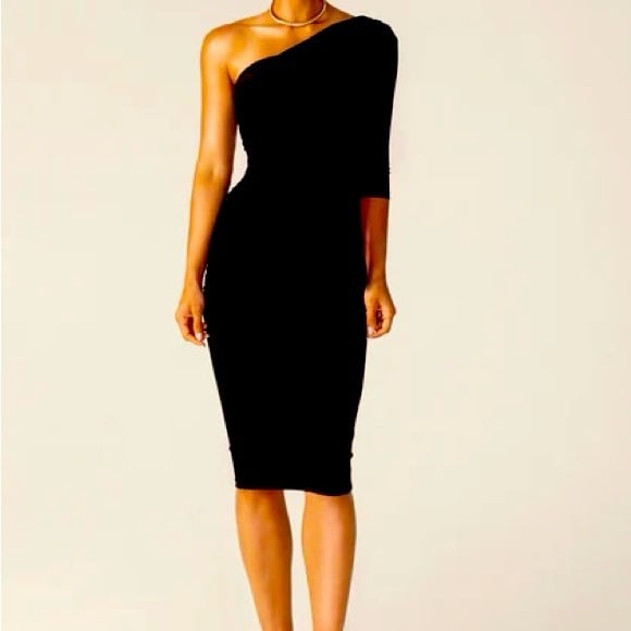 Alieva  black ruched dress