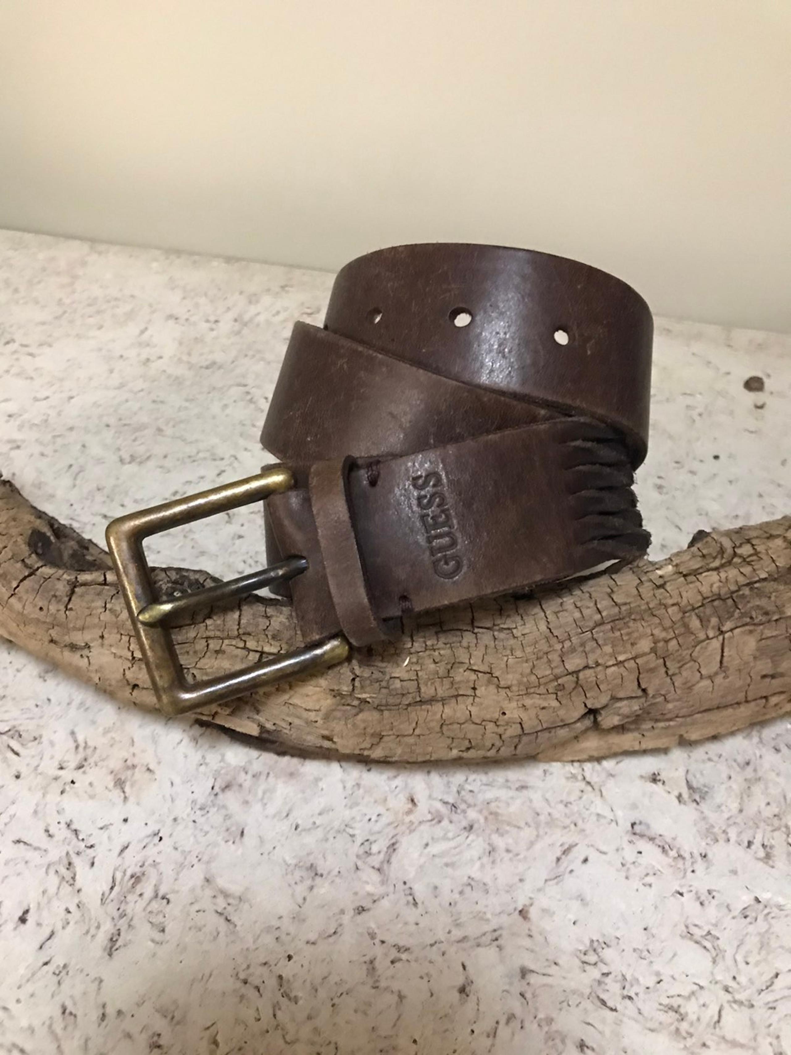 Guess? Men’s brown leather belt size 34