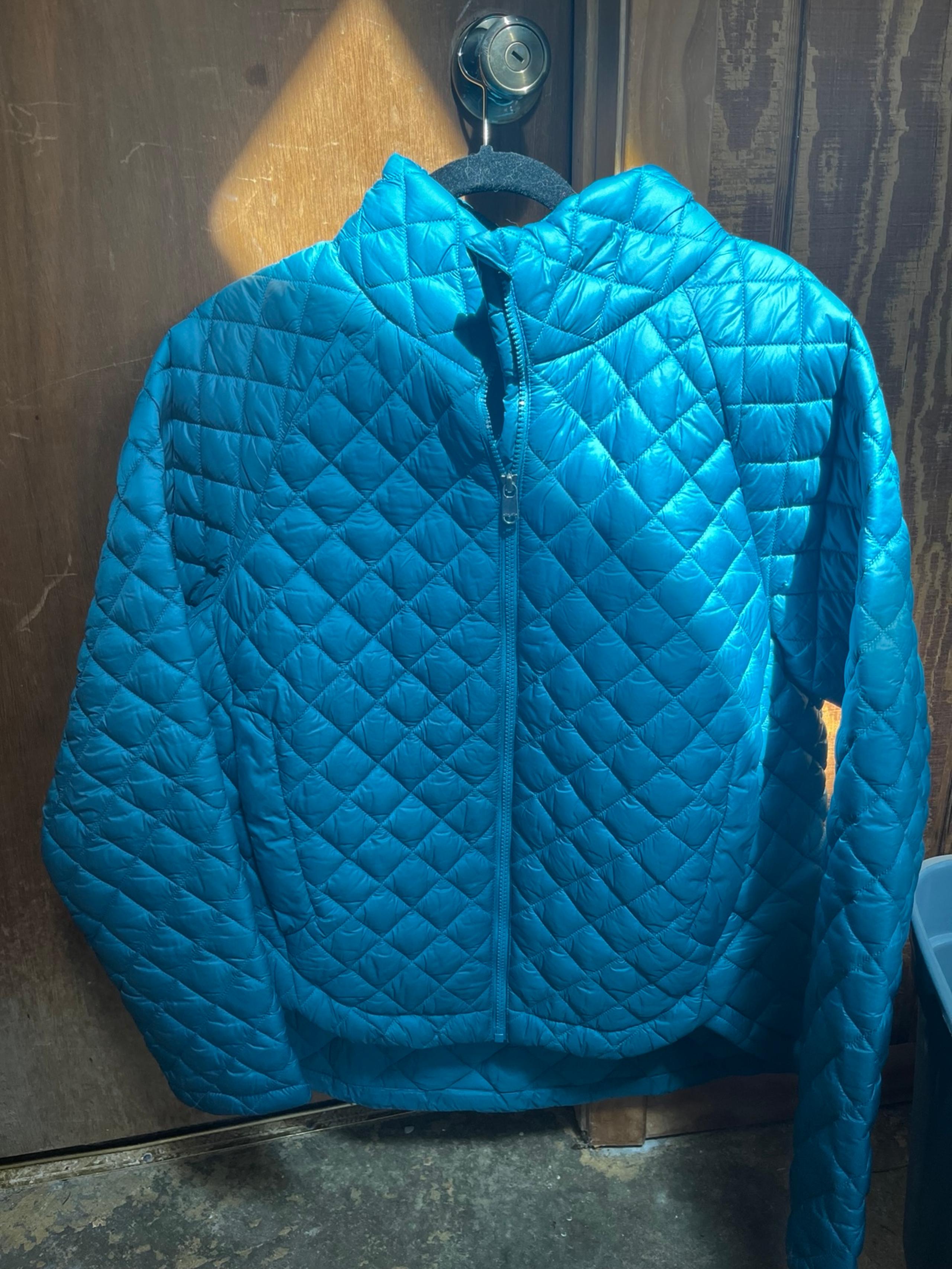 Athleta Whisper Featherlesss Jacket Size L