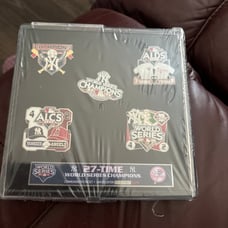 NY YANKEES 27-Time 2009 World Series Championships pin set