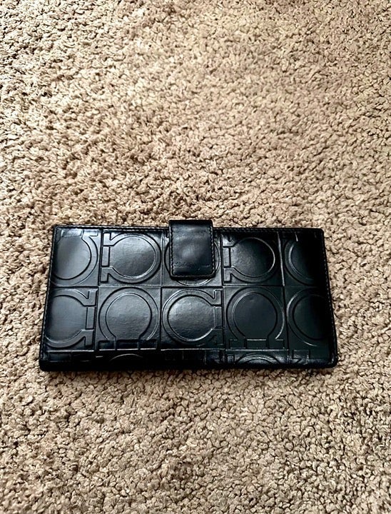 折りたたみ財布 Salvatore Ferragamo Wallets Women Leather Black Salvatore Ferragamo Black Leather Vara Bow Continental