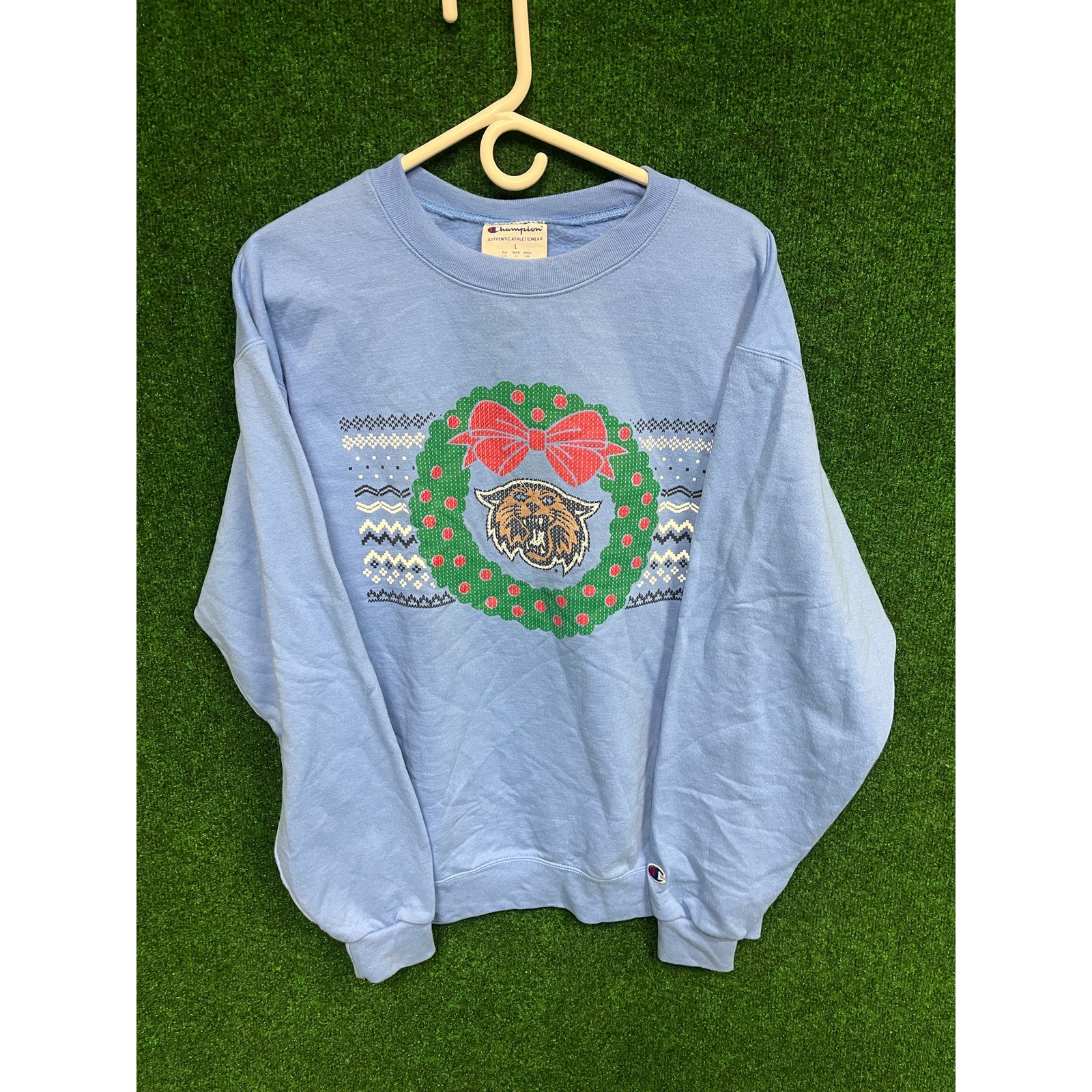 Villanova University Christmas Blue Sweatshirt Large Champion Happy Holidays