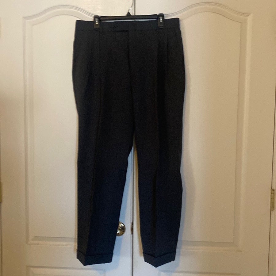 NAUTICA Super 100 Charcoal Gray Wool Slacks Dress Pants Pleated Cuffed 36x30 EUC