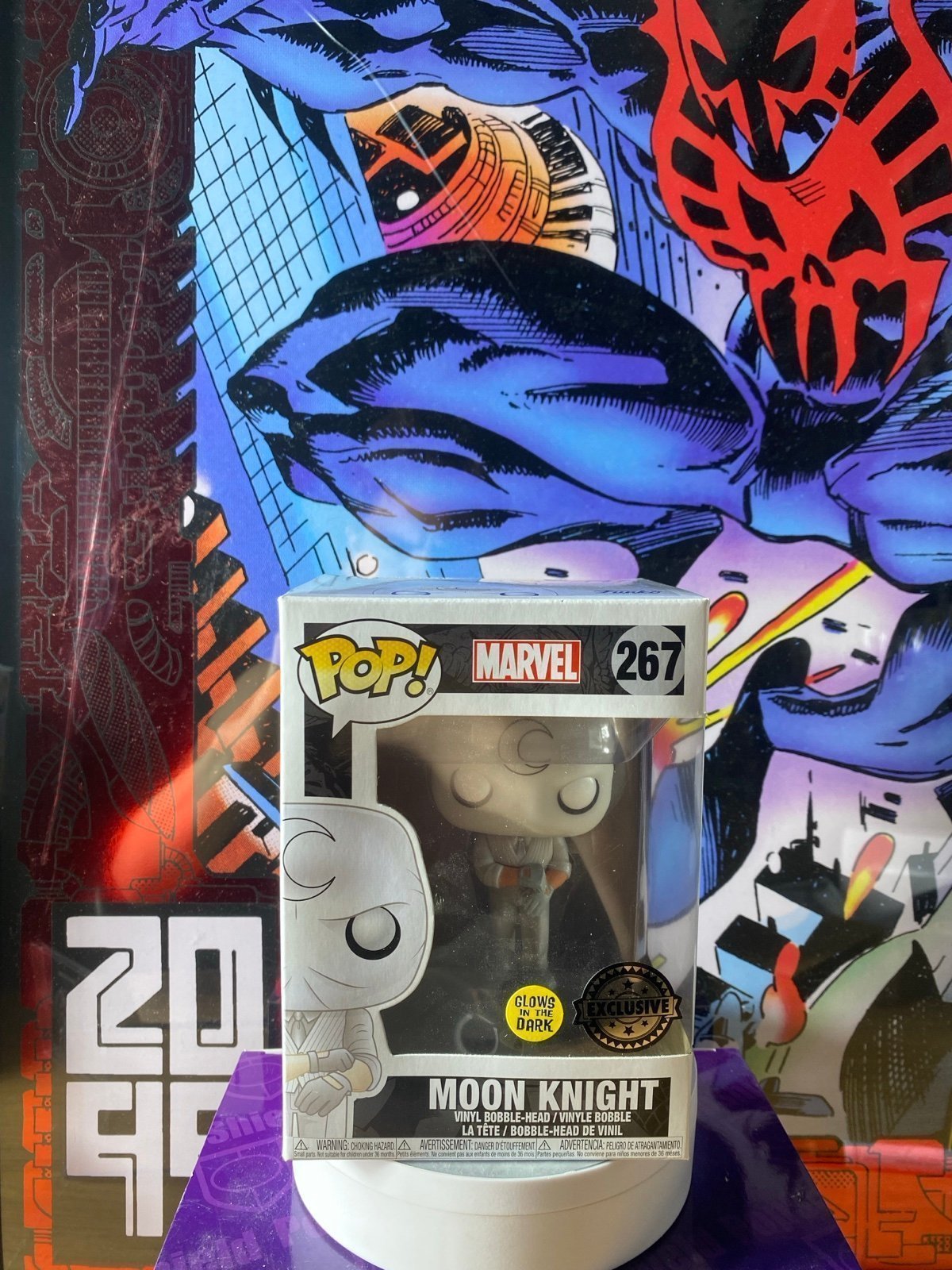Moon knight 267 exclusive sticker (error glow)