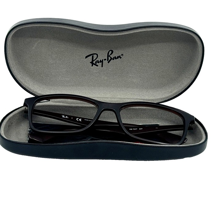 Ray-Ban