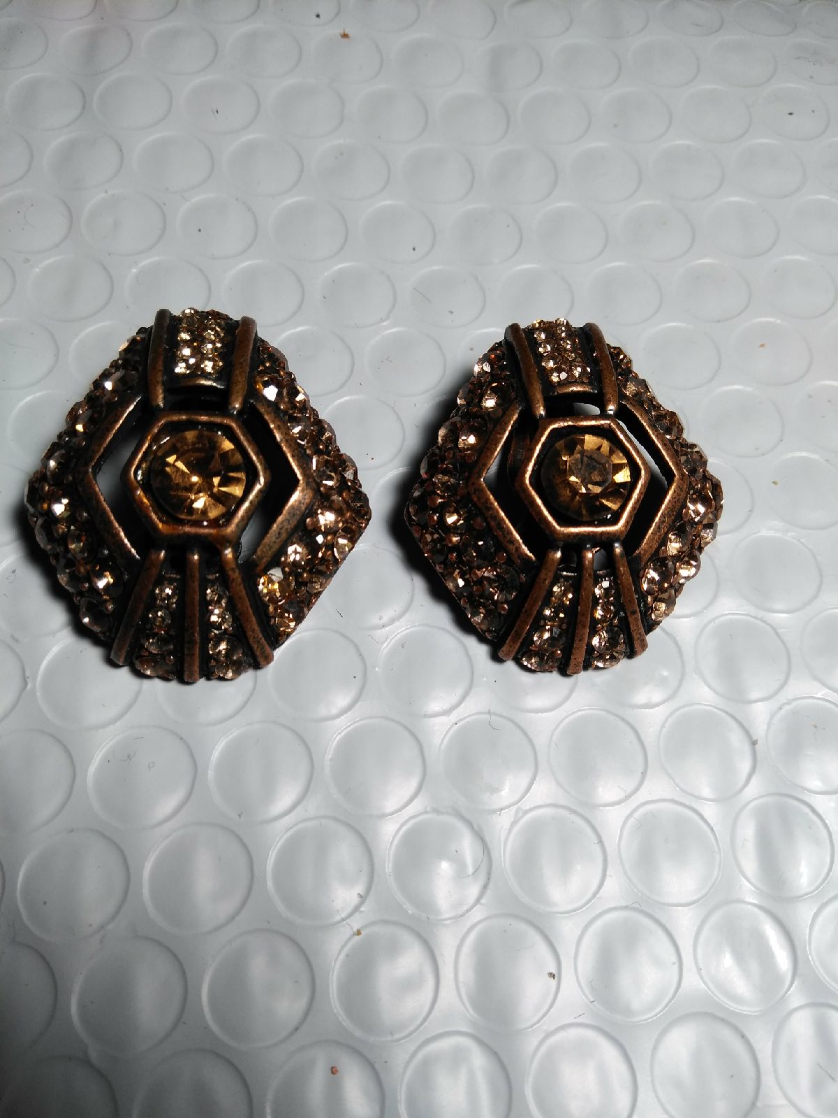 1980s Large Rhinestone Clip On Earrings