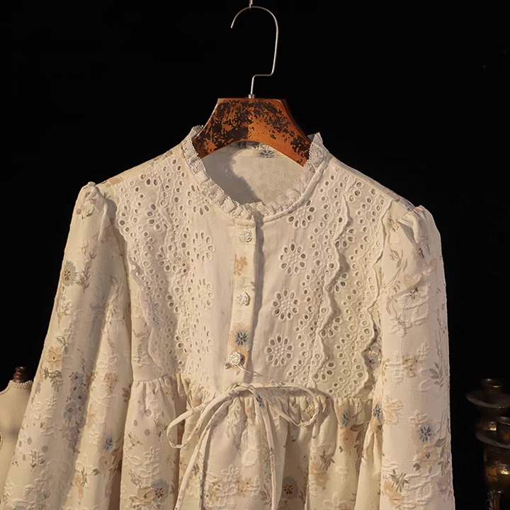 spring beautiful little shirt lace floral chic chic shirt age temperament shirt