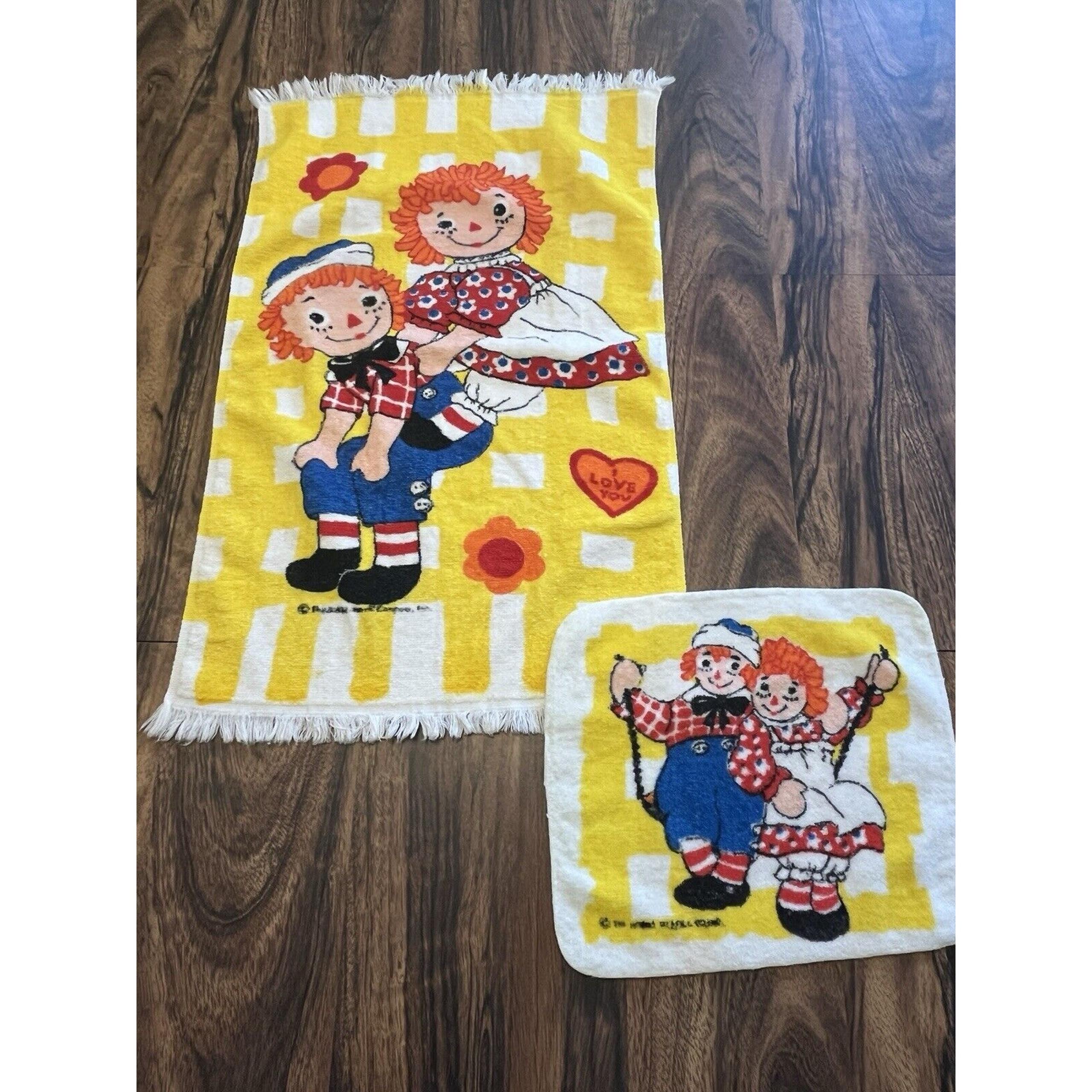 Vtg 1970’s Raggedy Ann and Andy Wamsutta Bathroom Hand Towel & Washcloth