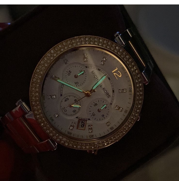 MICHAEL KORS Parker Quartz White Dial Two Tone Bracelet Ladies Watch - detail