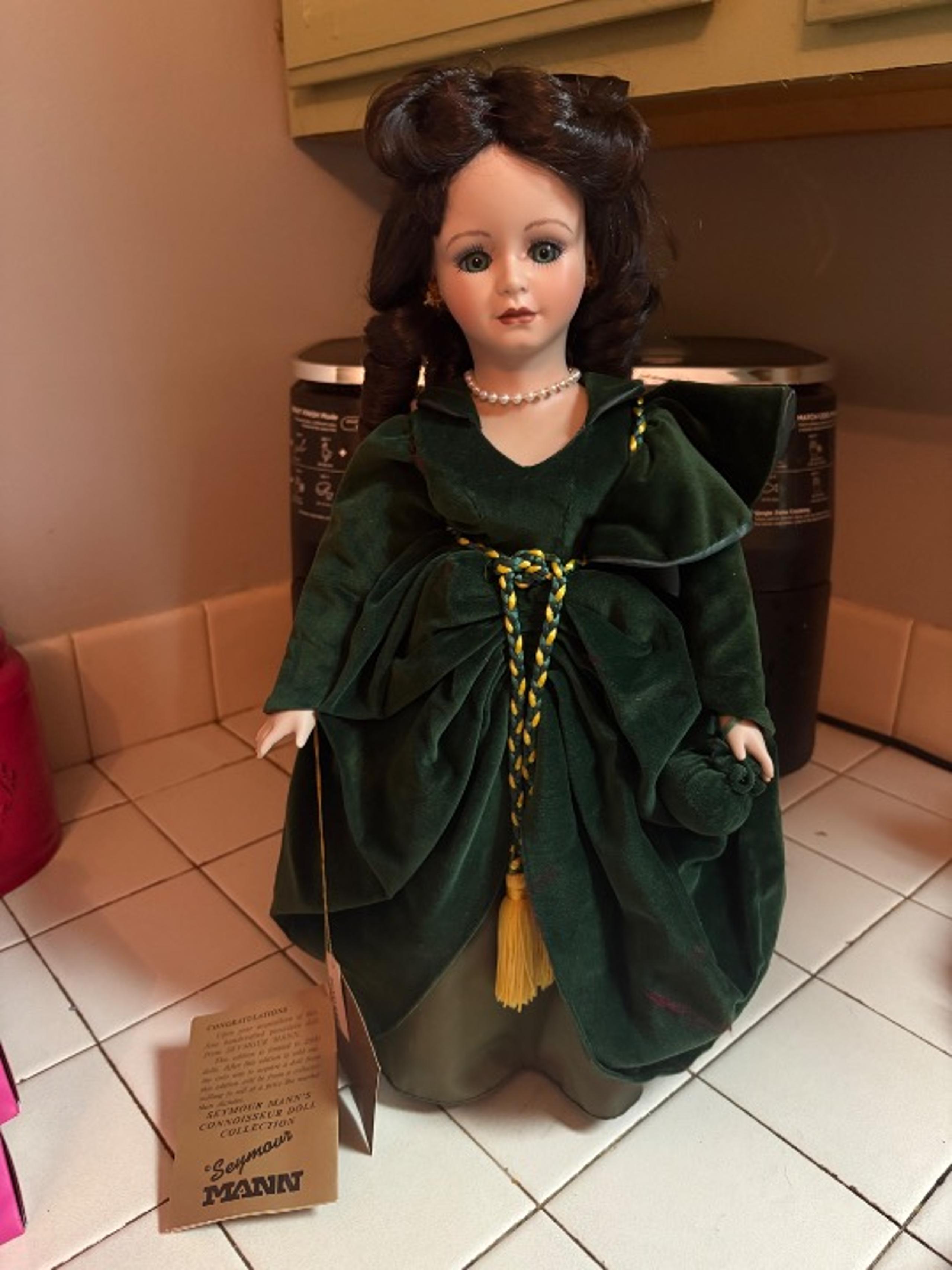 Seymour Mann Scarlett Ohara porcelain doll