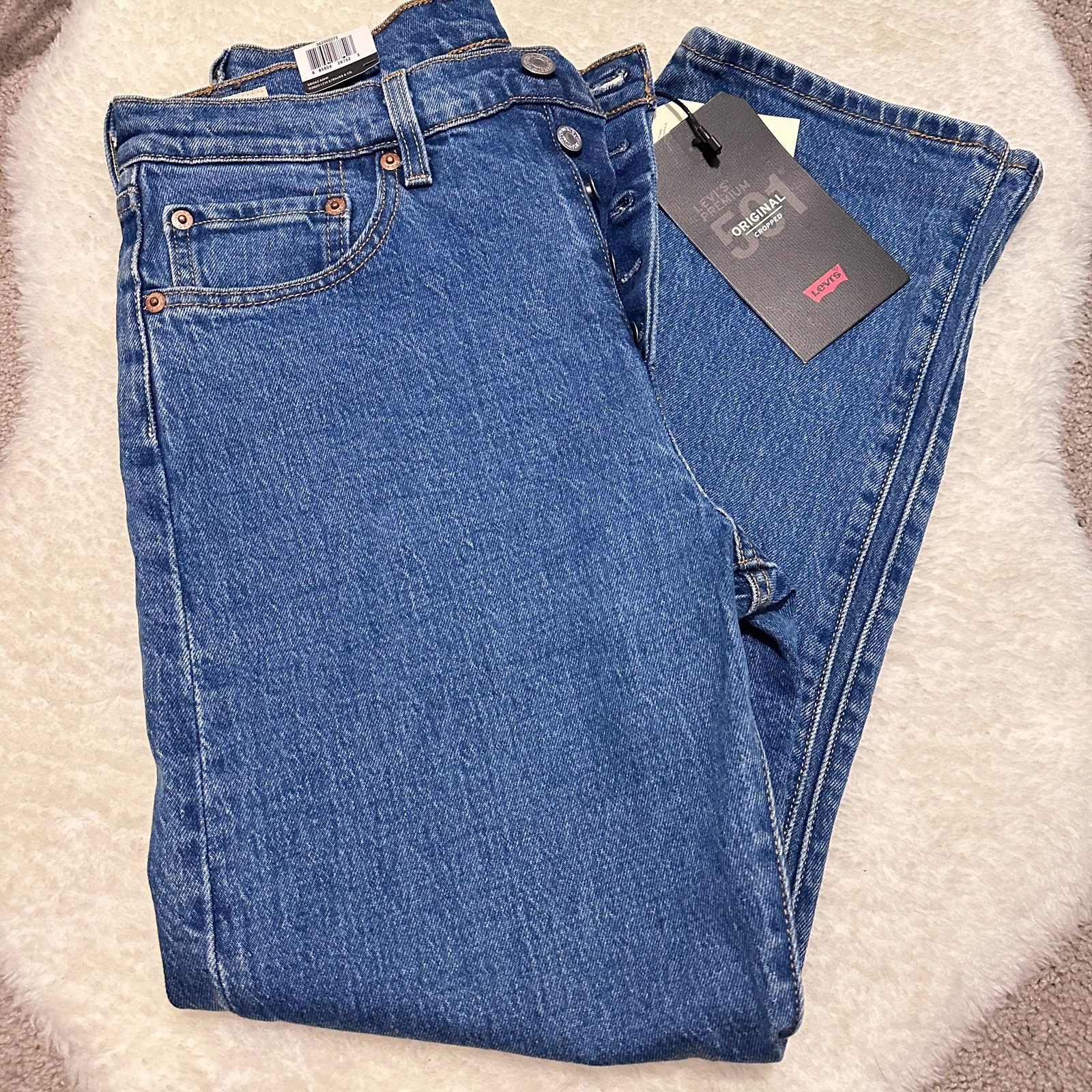 Levis premium 501 original cropped Jeans W28 L26