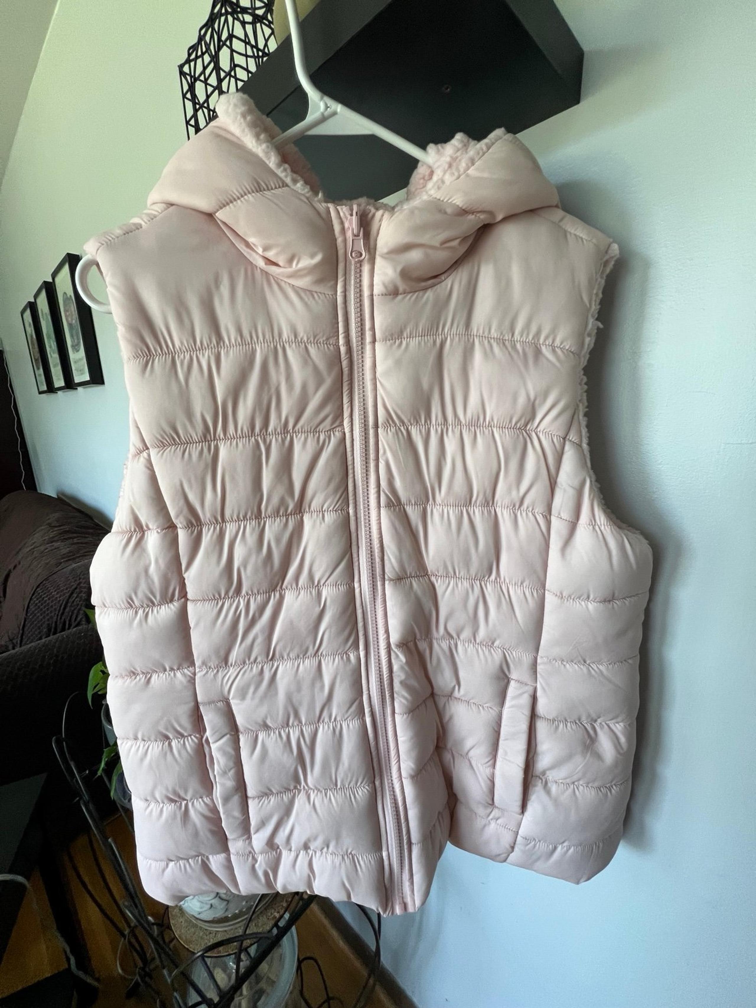 New York & Company Puffer Vest