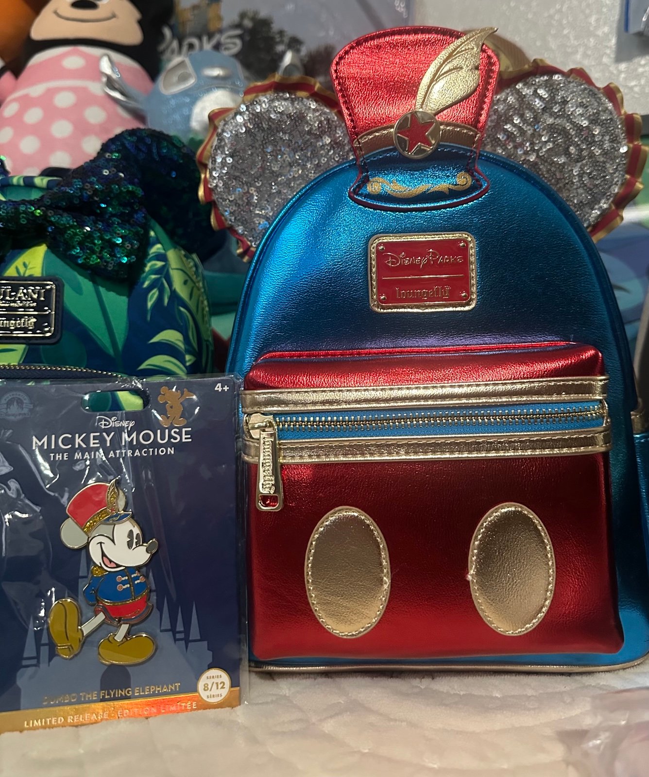 Loungefly DISNEY 50th Anniversary The Main Attraction Dumbo Mini Backpack & Pin