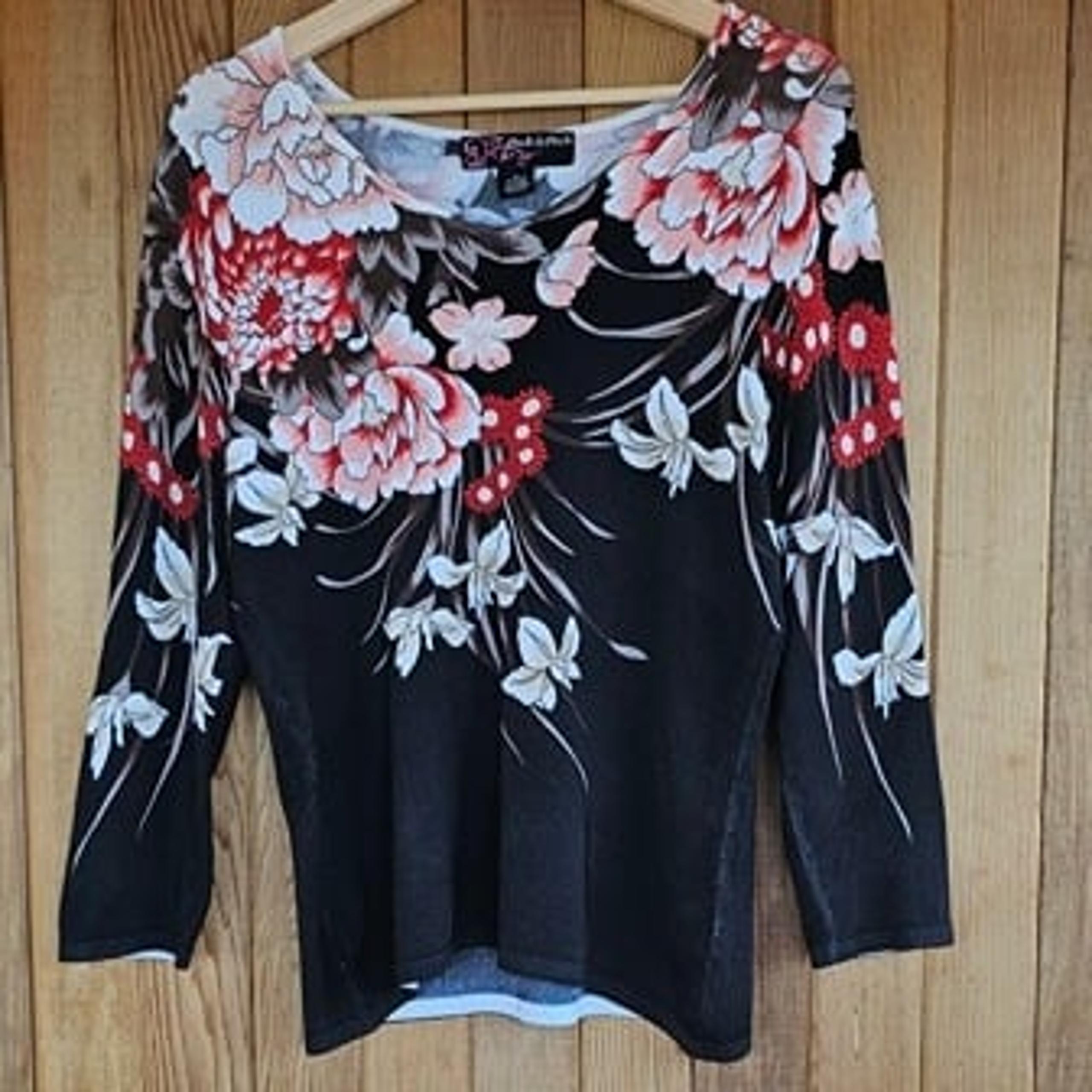 NEW Peck & Peck Scoop Neck Red Floral Black Sweater Size M