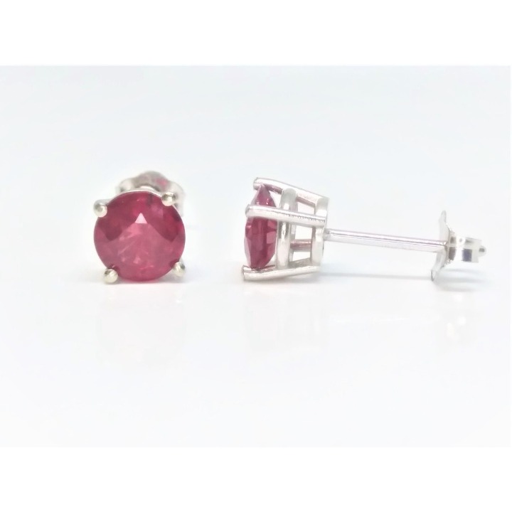 14k White Gold 1.00 Carat Natural Red Ruby Studs