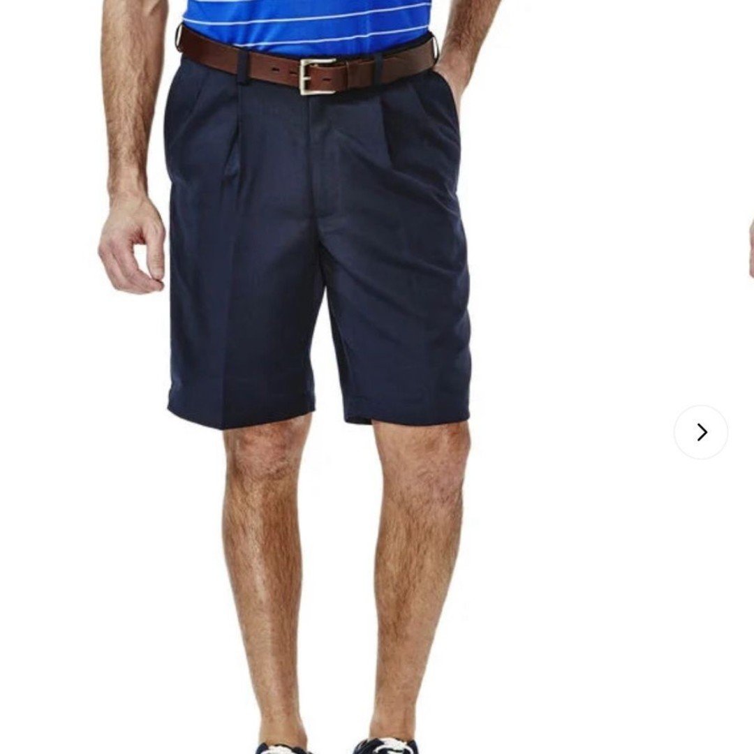 HAGGAR Pleated Shorts Navy Blue Dress Shorts | Size 32”