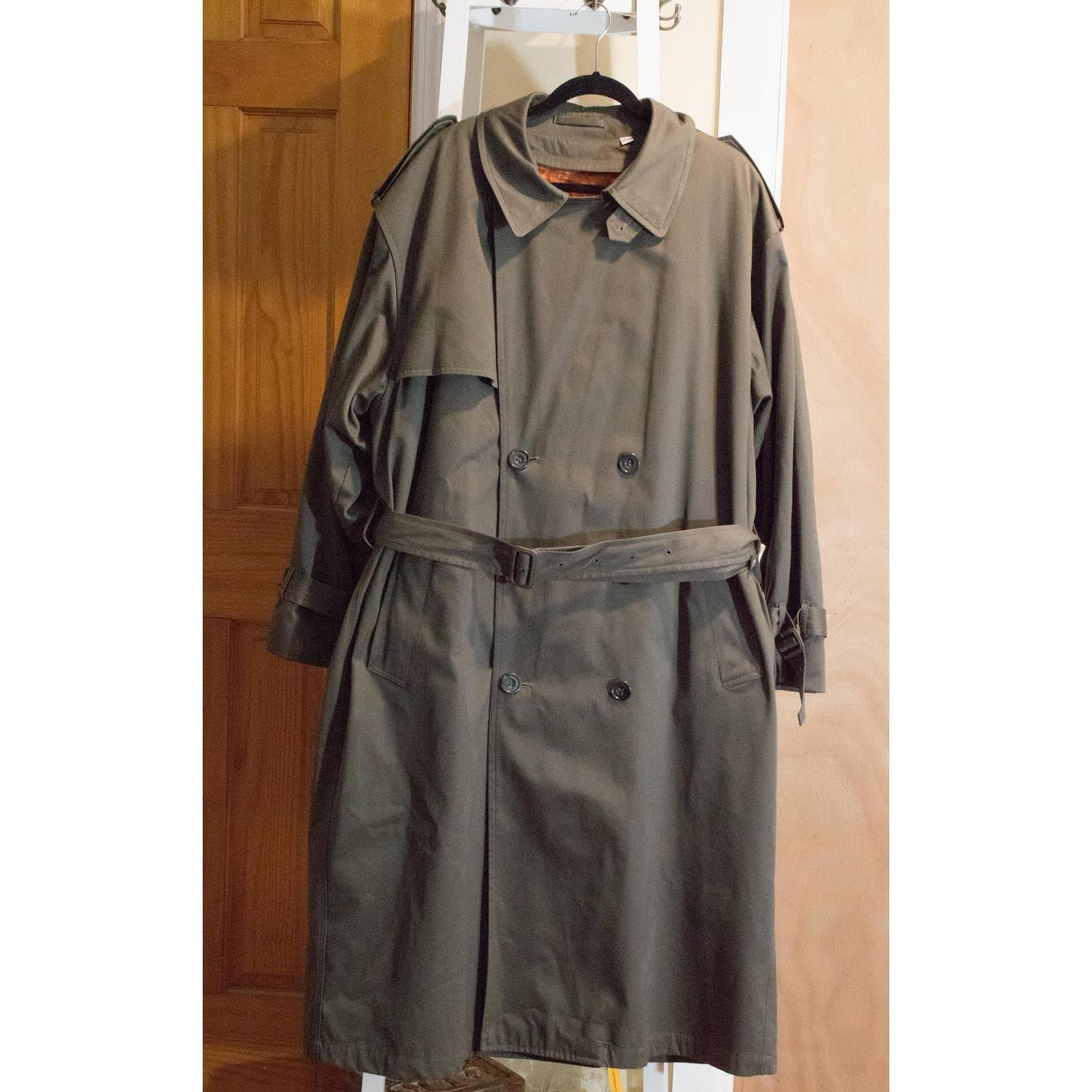 London fog long trench coat Man, Reg 44