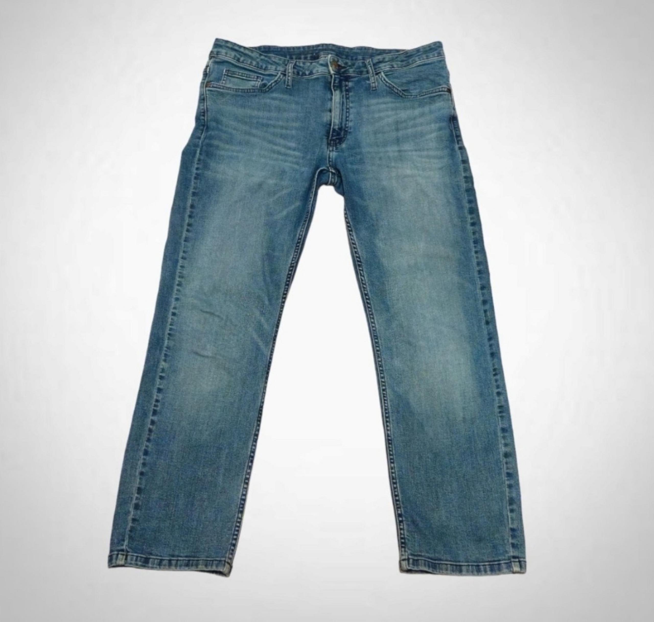 Calvin Klein Jeans Size 34"W Womens Slim Boyfriend Mid Rise