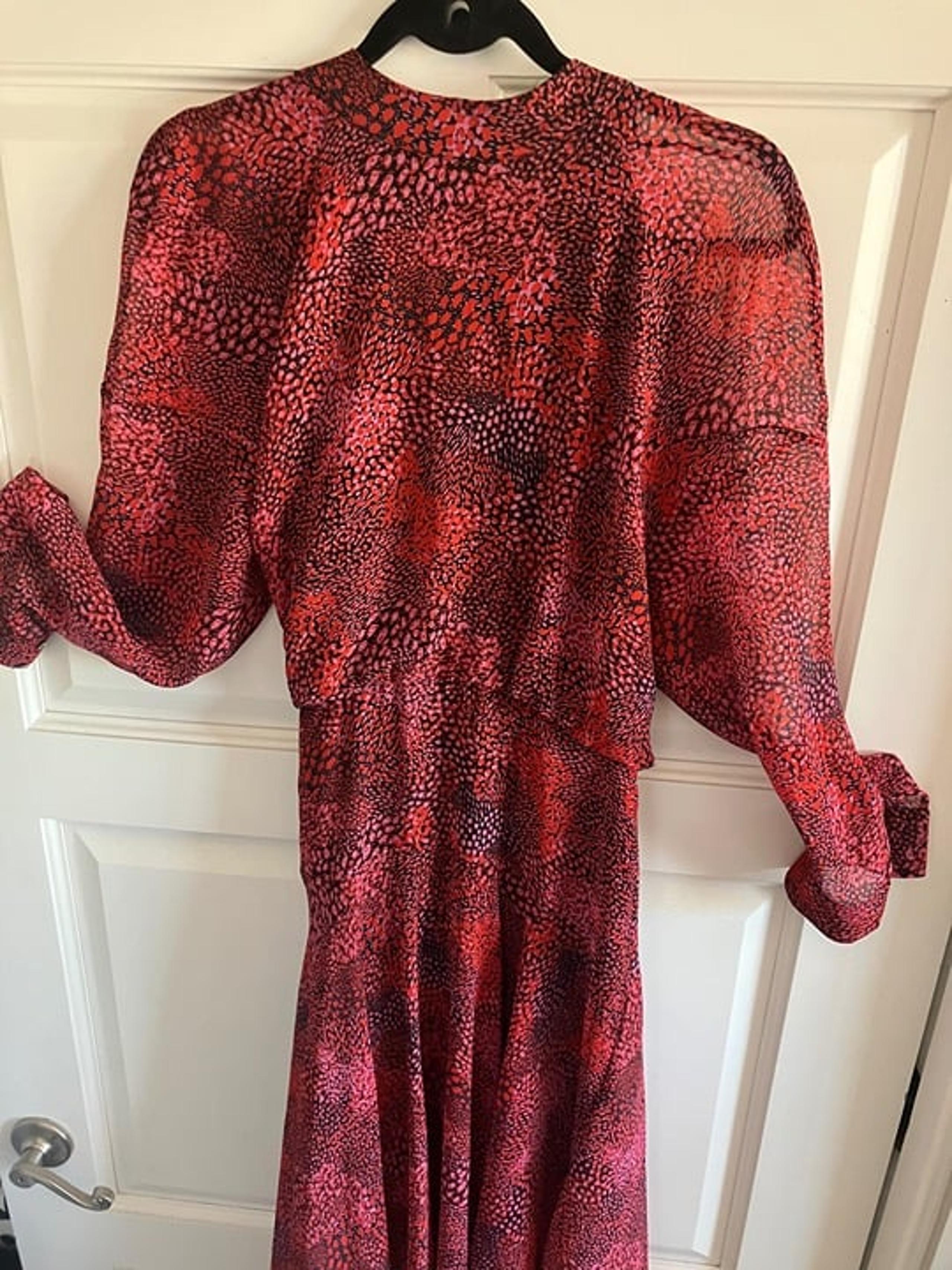 Diane von Furstenberg-like print dress