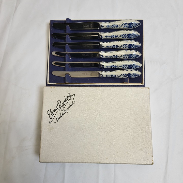 ELESVA Set of 6 Fancy Made in Holland Porcelain Handled Cheese Knifes
