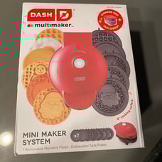 Dash Multi Mini Waffle System with Removable Plates and Storage Case (new)