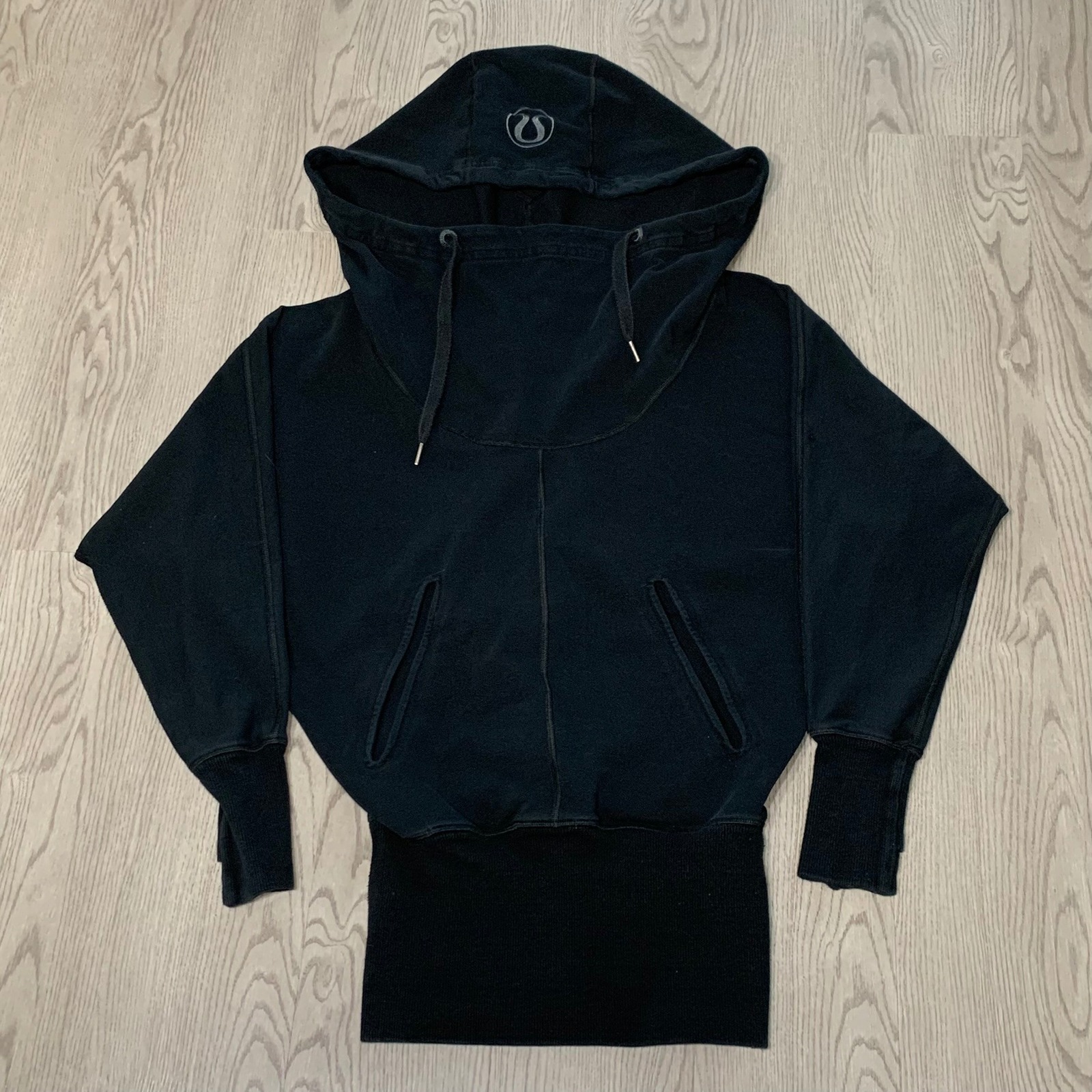 Lululemon Athletica Flashback Black Pullover Hoodie Size 4 Oversized Thumbholes