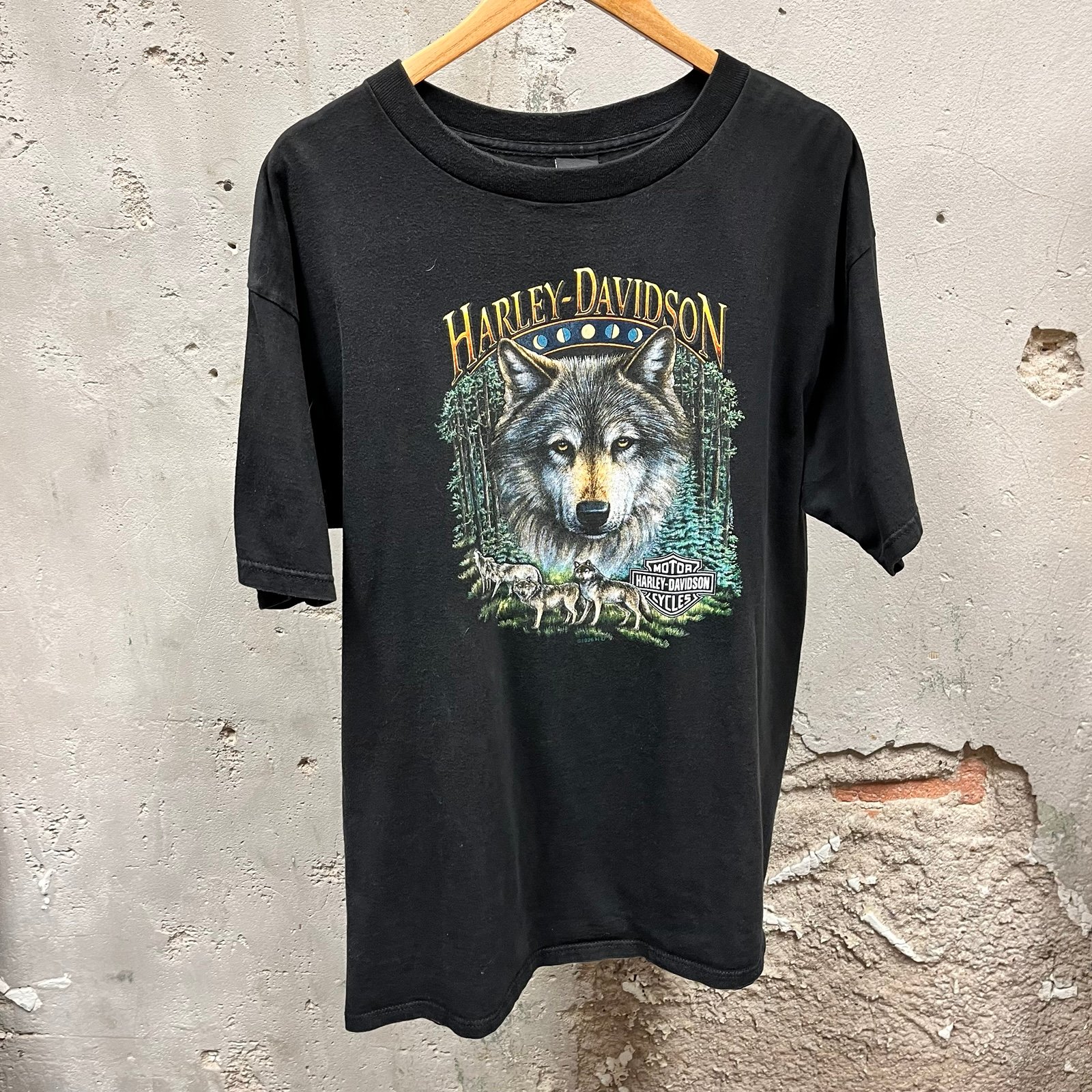 Vintage 1996 Harley Davidson Black Wolf Graphic Short Sleeve T-Shirt Wisconsin