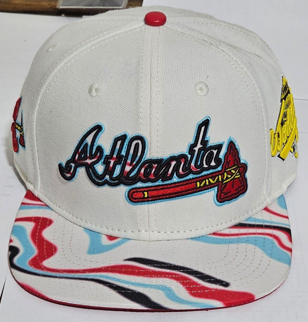 Pro Standard Atlanta Braves Swirl Snapback Hat