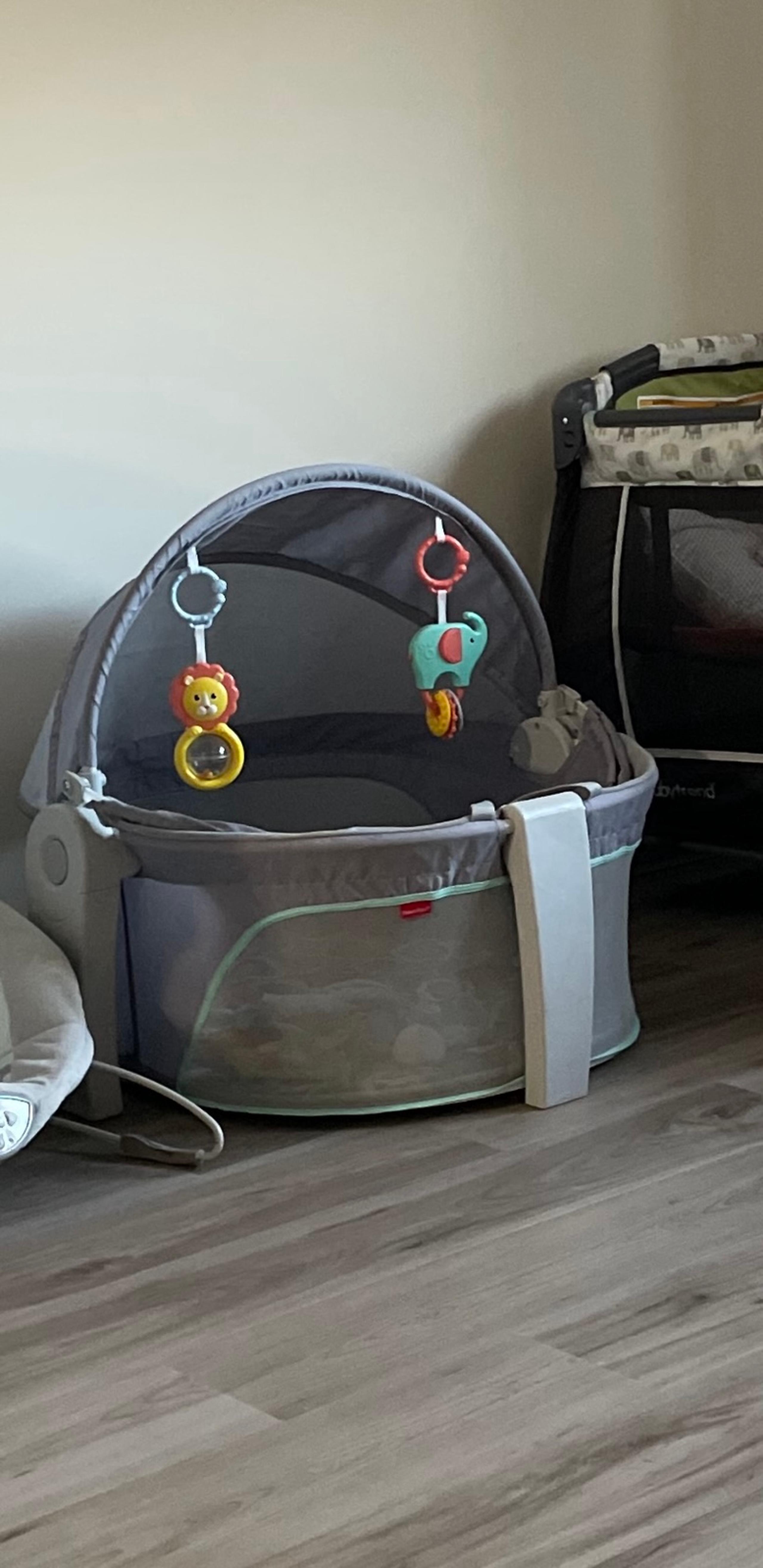 Baby portable playpen