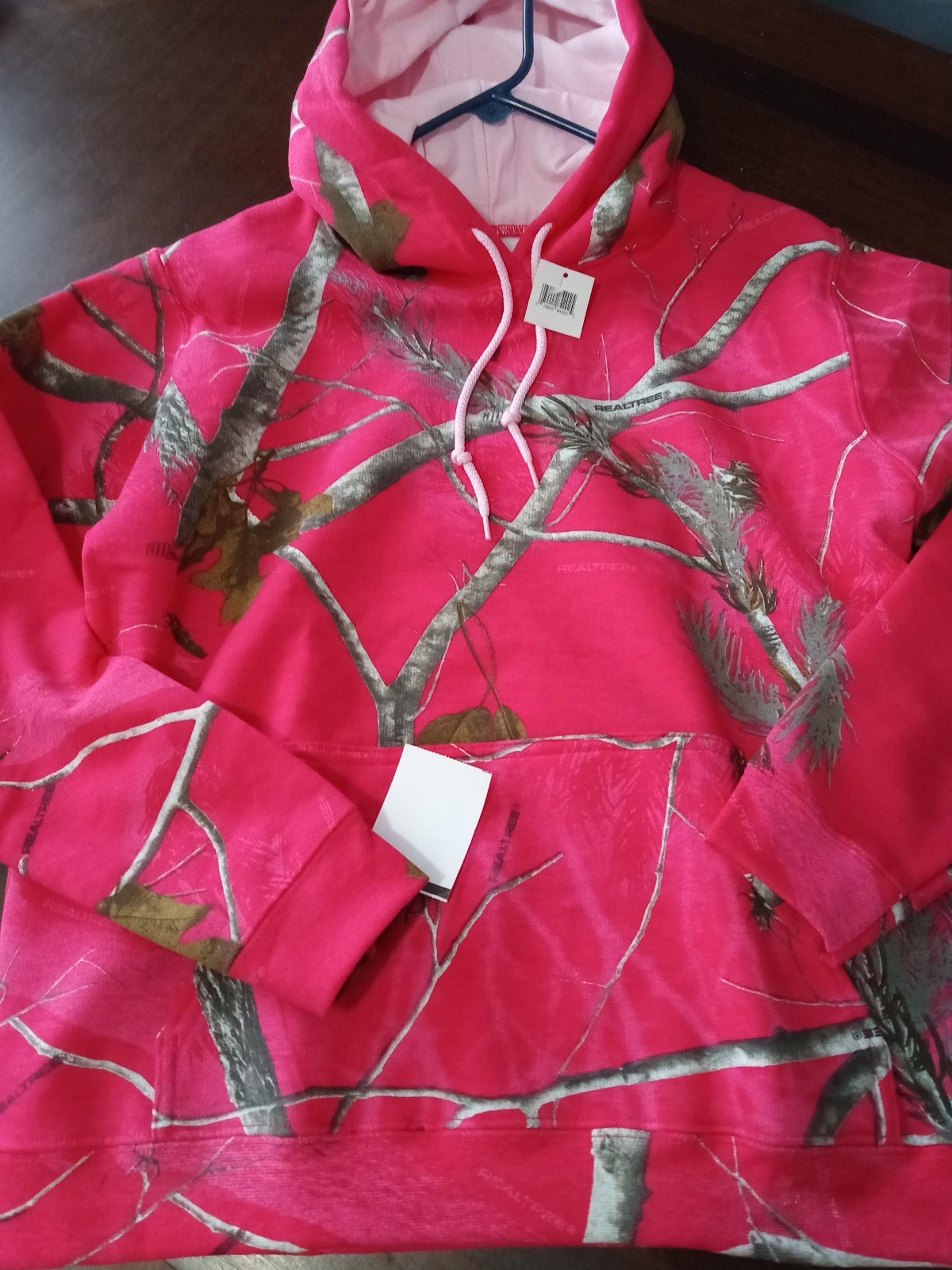New Women's Realtree Hoodie Medium