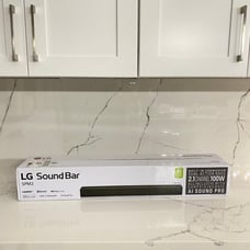 LG 2.1 Sound Bar with Built-In Subwoofer Fabric Wrap