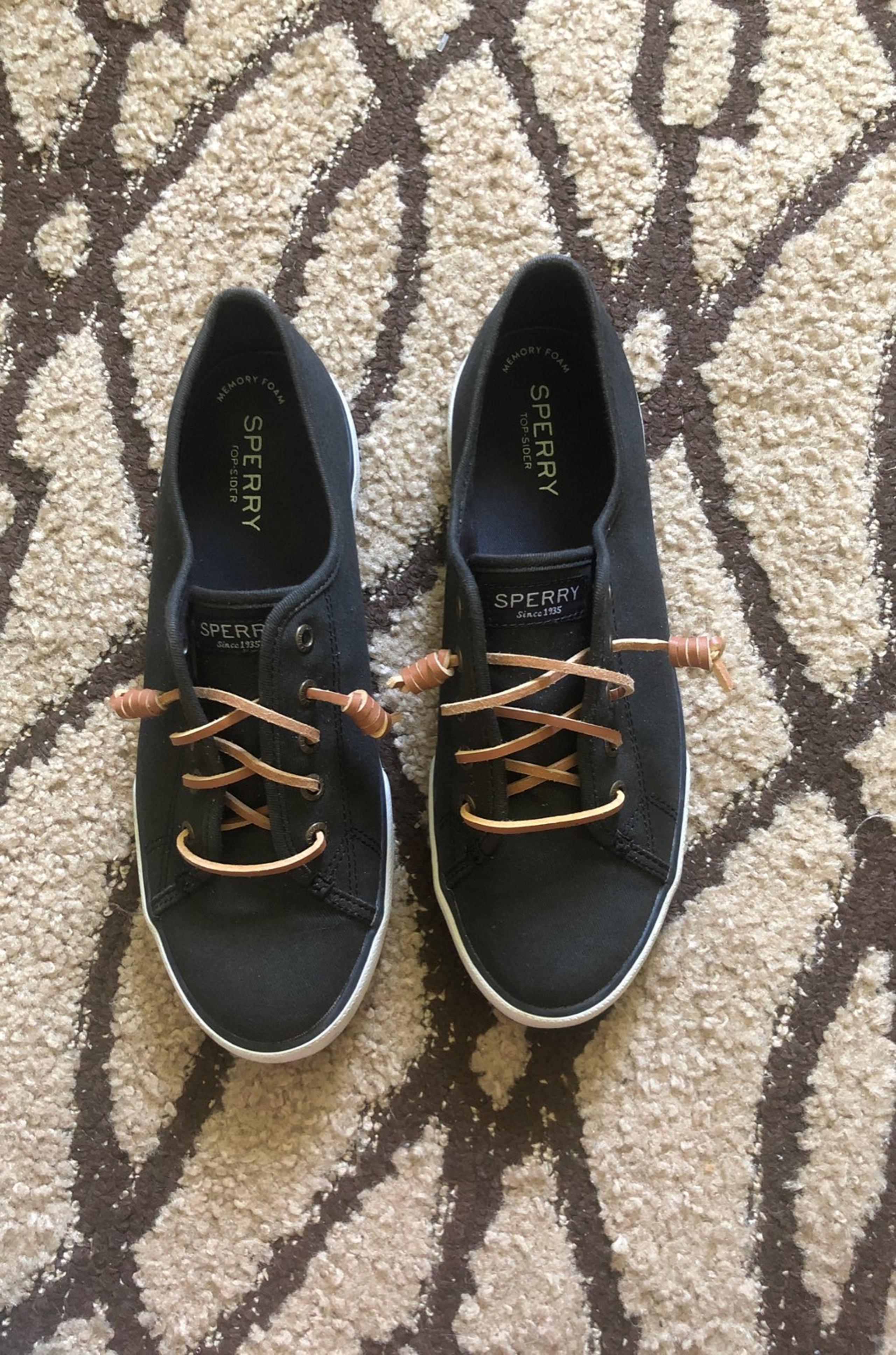Sperry topsider