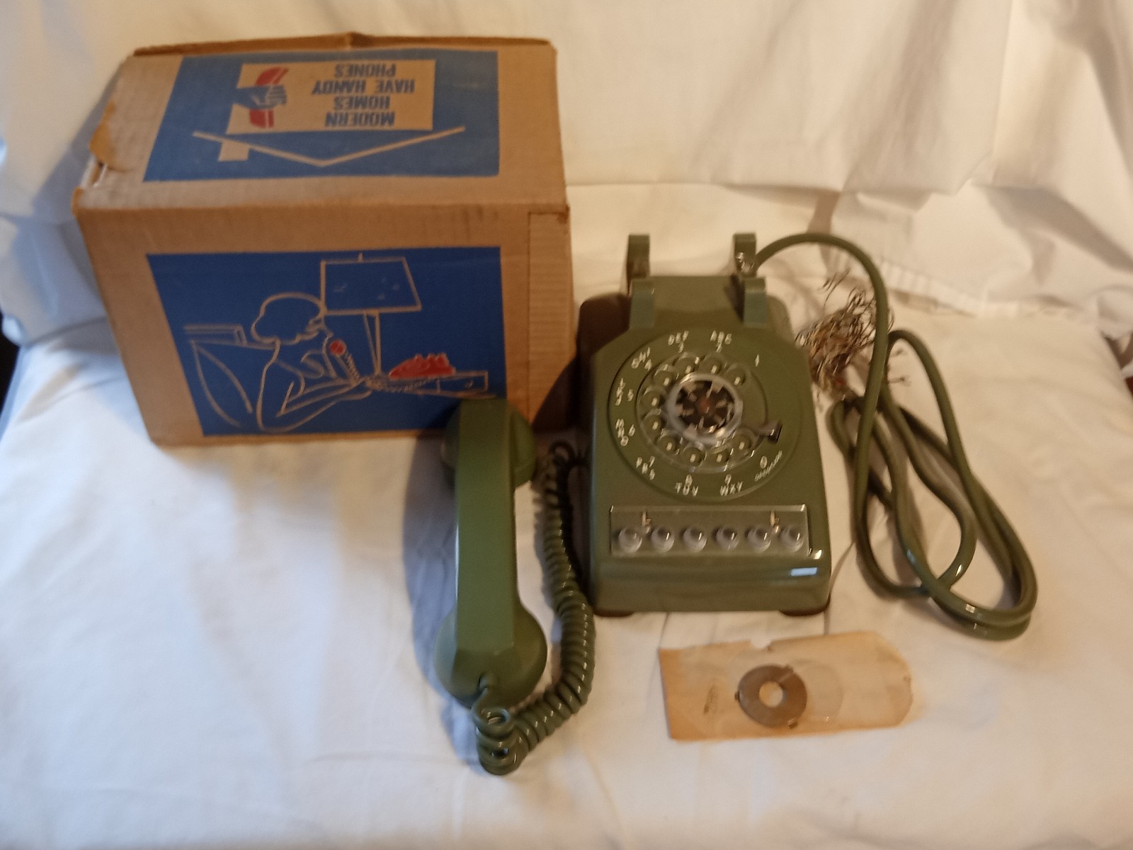 Vintage Western Electric 564 Multi Line Rotary Phone Avocado Green New in Box