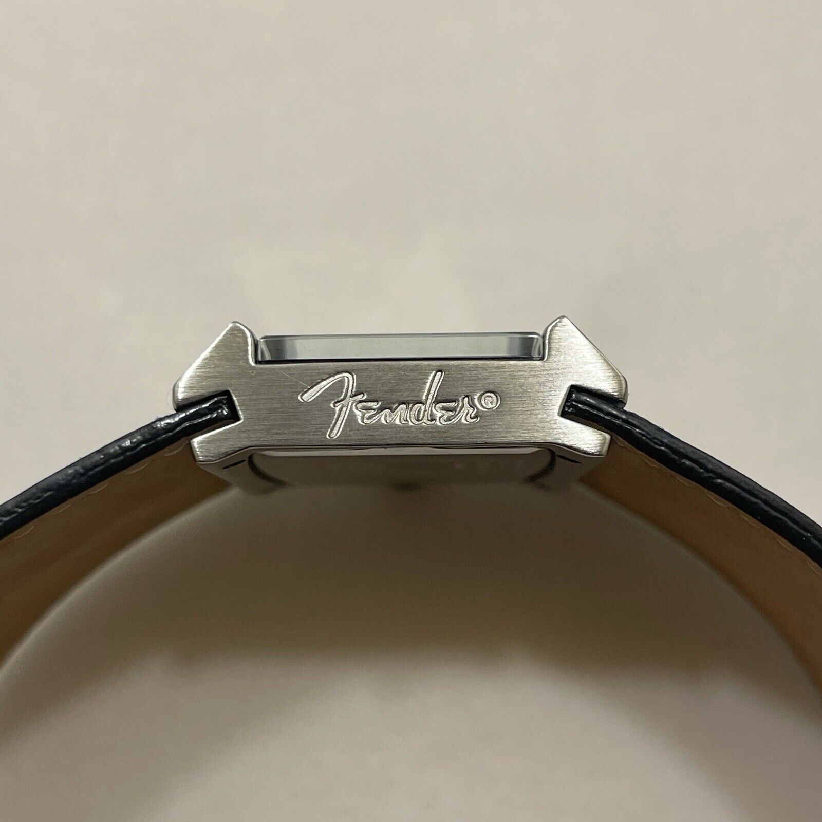 Fender Guitar Wide Band Rocker Watch Leather Water Resistant - detail