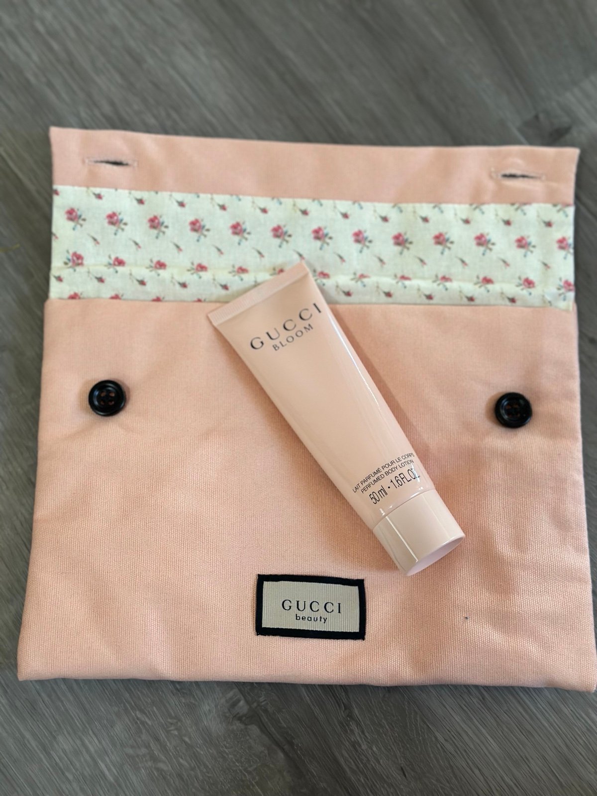 Gucci cosmetic bags plus lotion