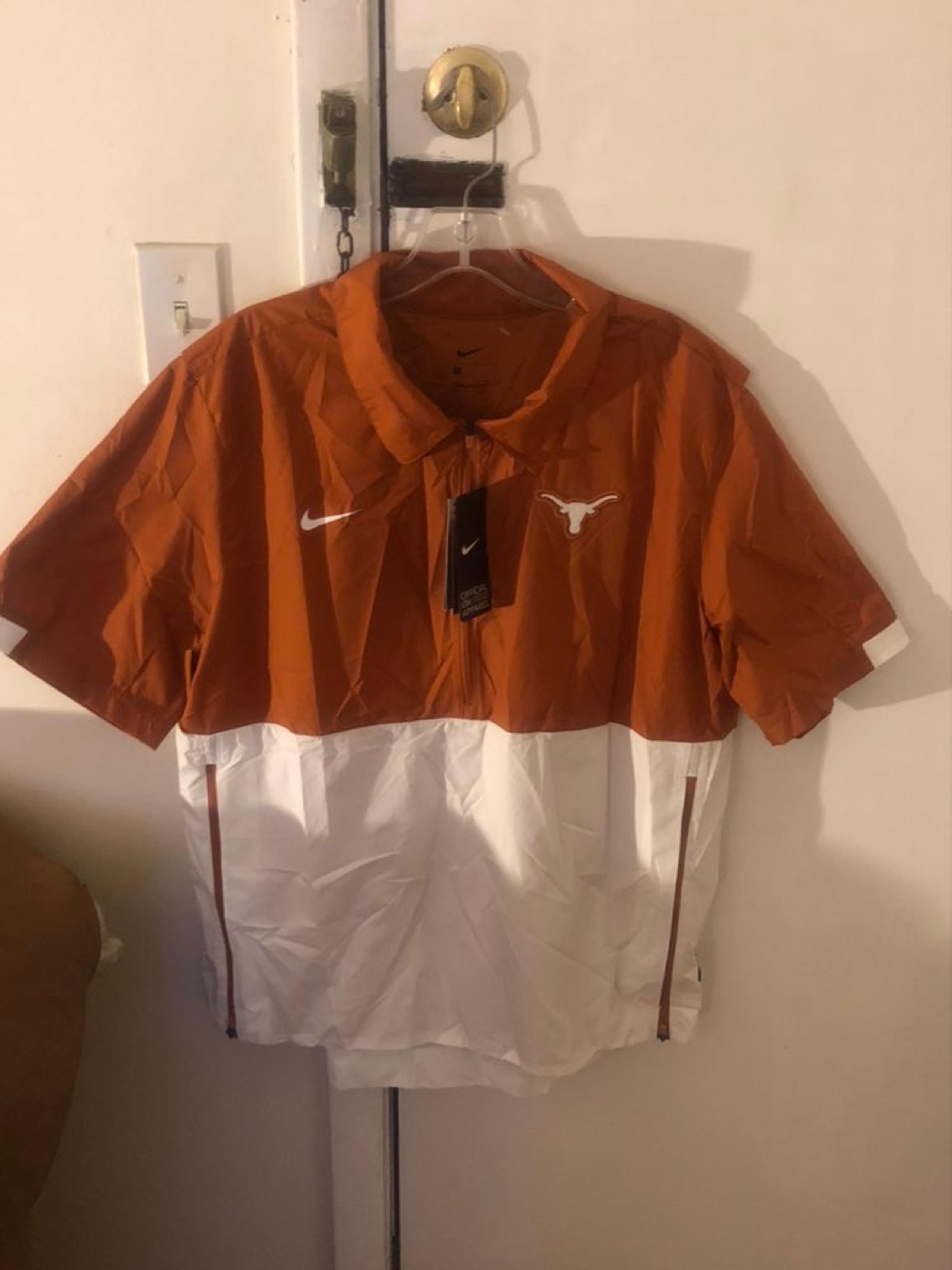 Texas Longhorns Nike mens 1/2 zip pullover L