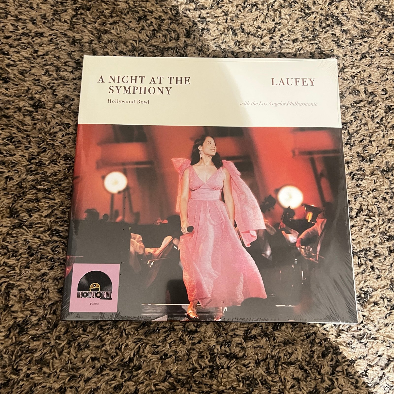 洋楽 Laufey / A Night At The Symphony RSD2025 615SdM0Cg5L._UF1000,1000_QL80_.jpg