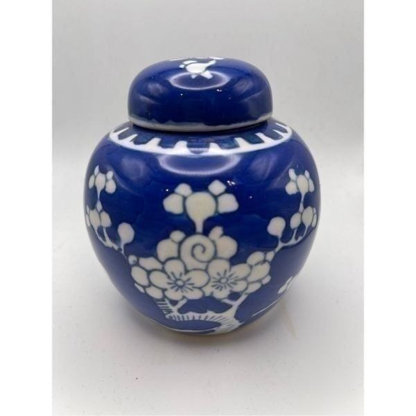 Ginger Jar vintage blue white cherry blossom