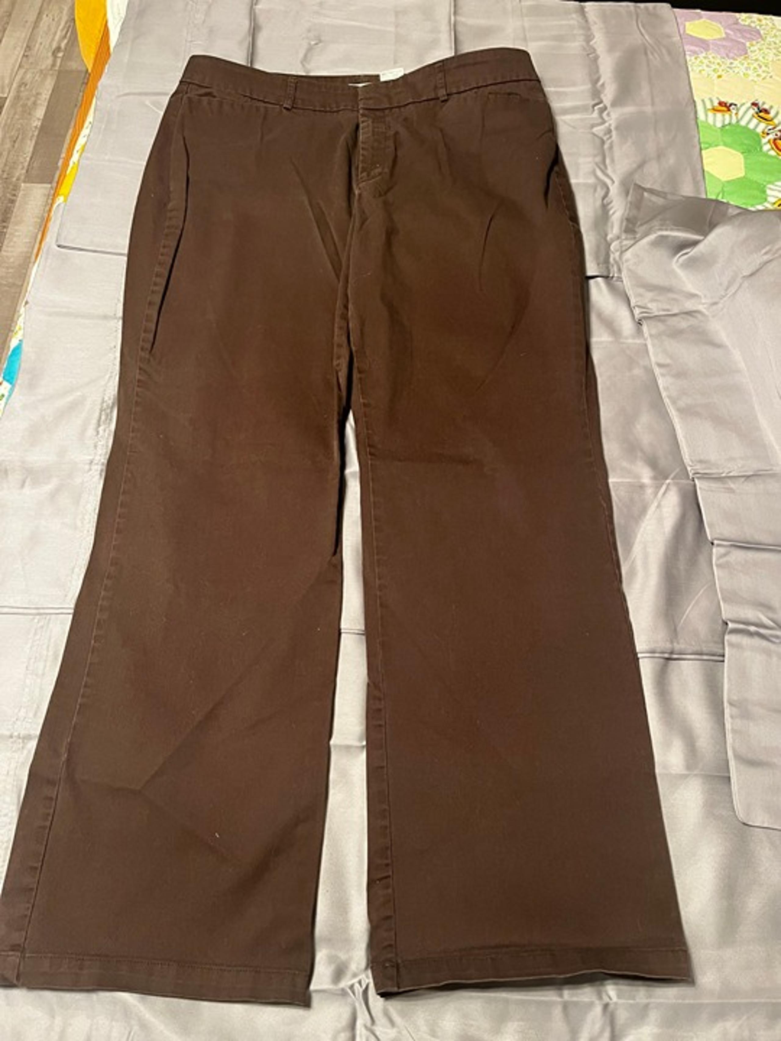 Dockers Pants - Dark Brown - Size 18 Medium