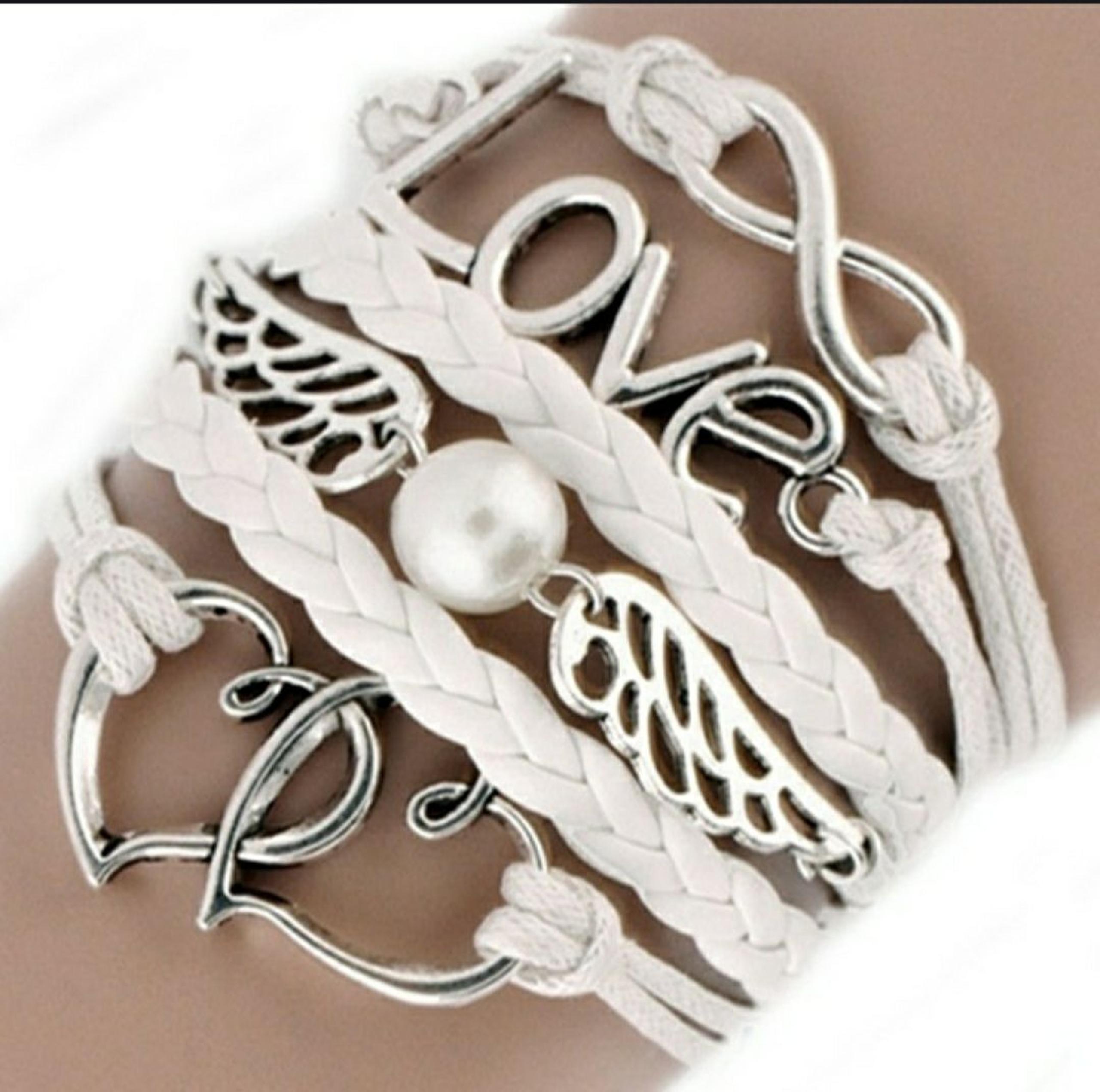 Love infinity bracelet (brand new)