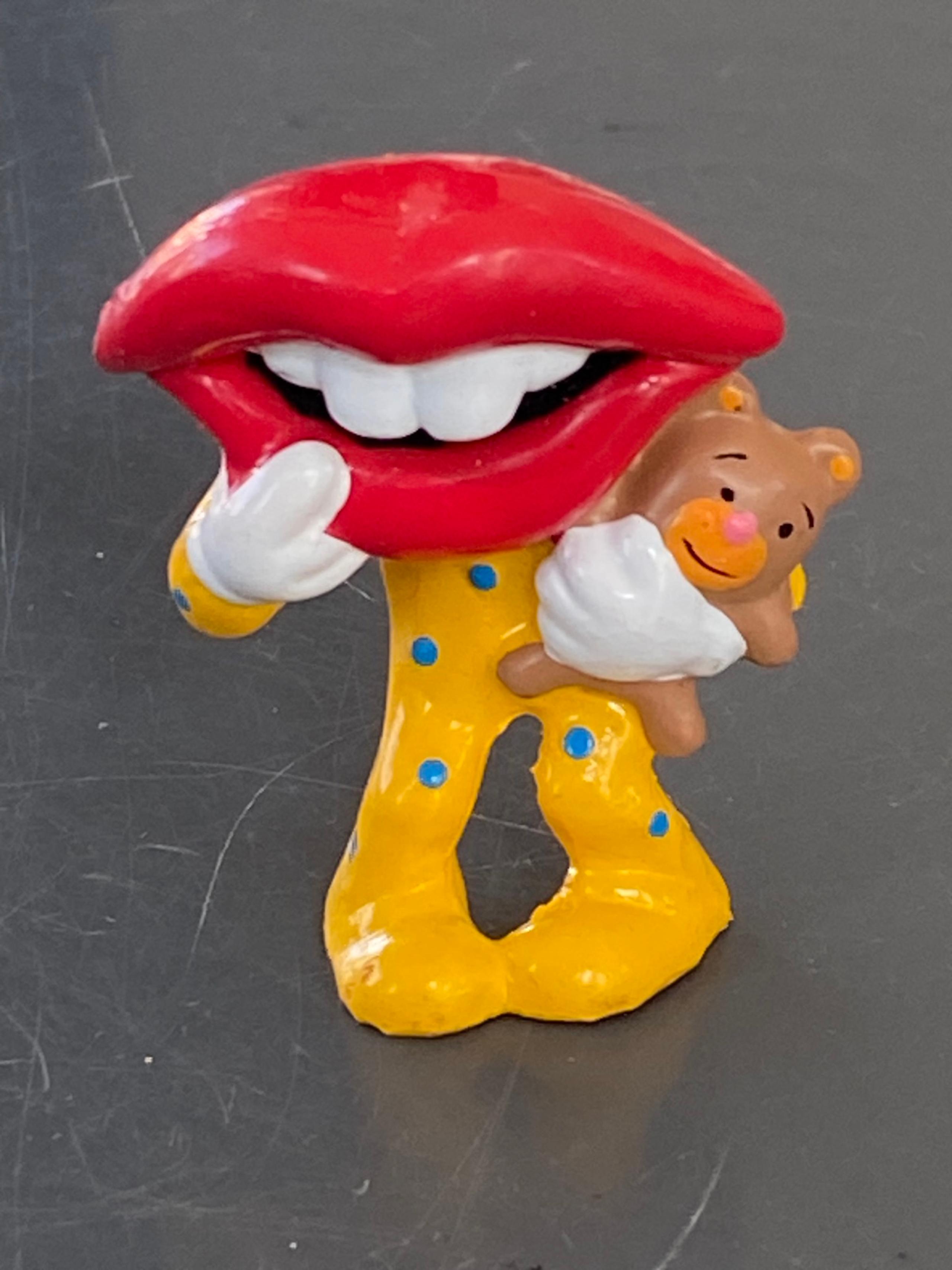 DAIRY QUEEN TANG LIPS 2” ACTION FIGURE VNTG APPLAUSE TOY