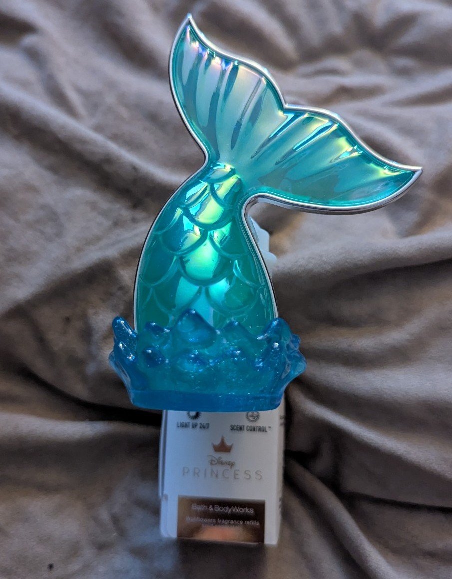 Bath and body works Disney Ariel nightlight wallflower