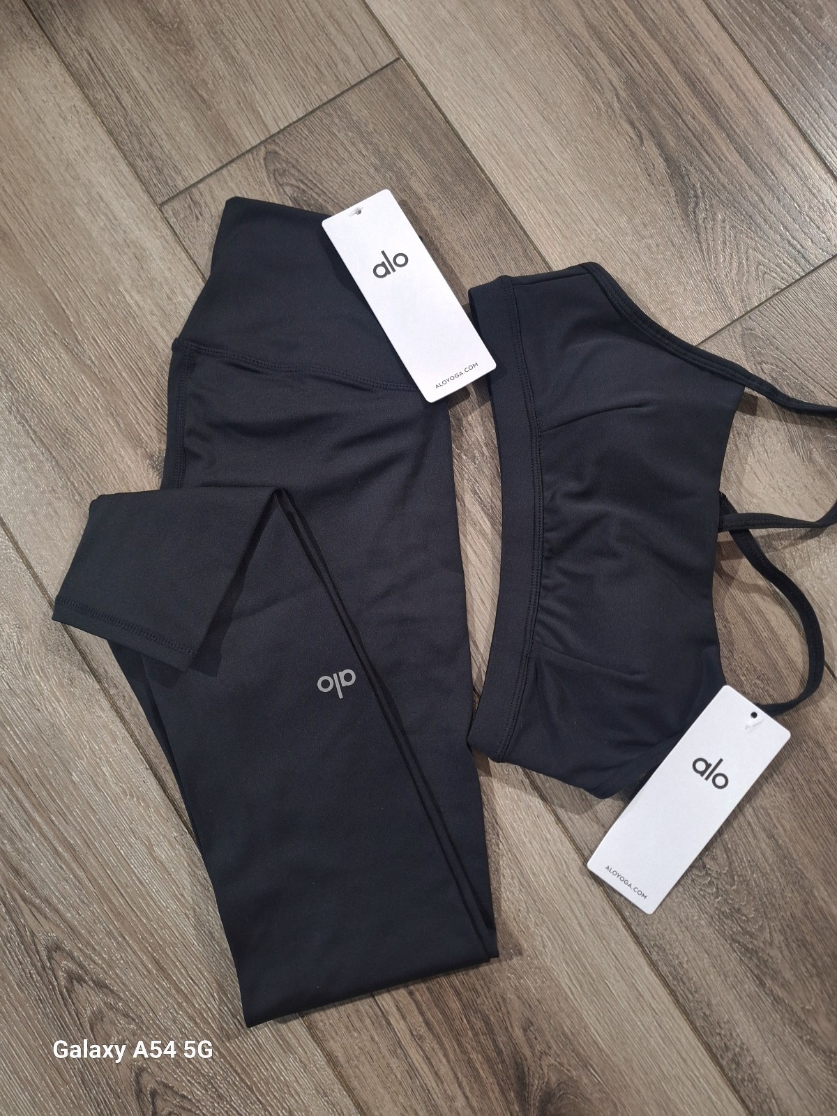 Alo set Small size. PRICE IS FIRM