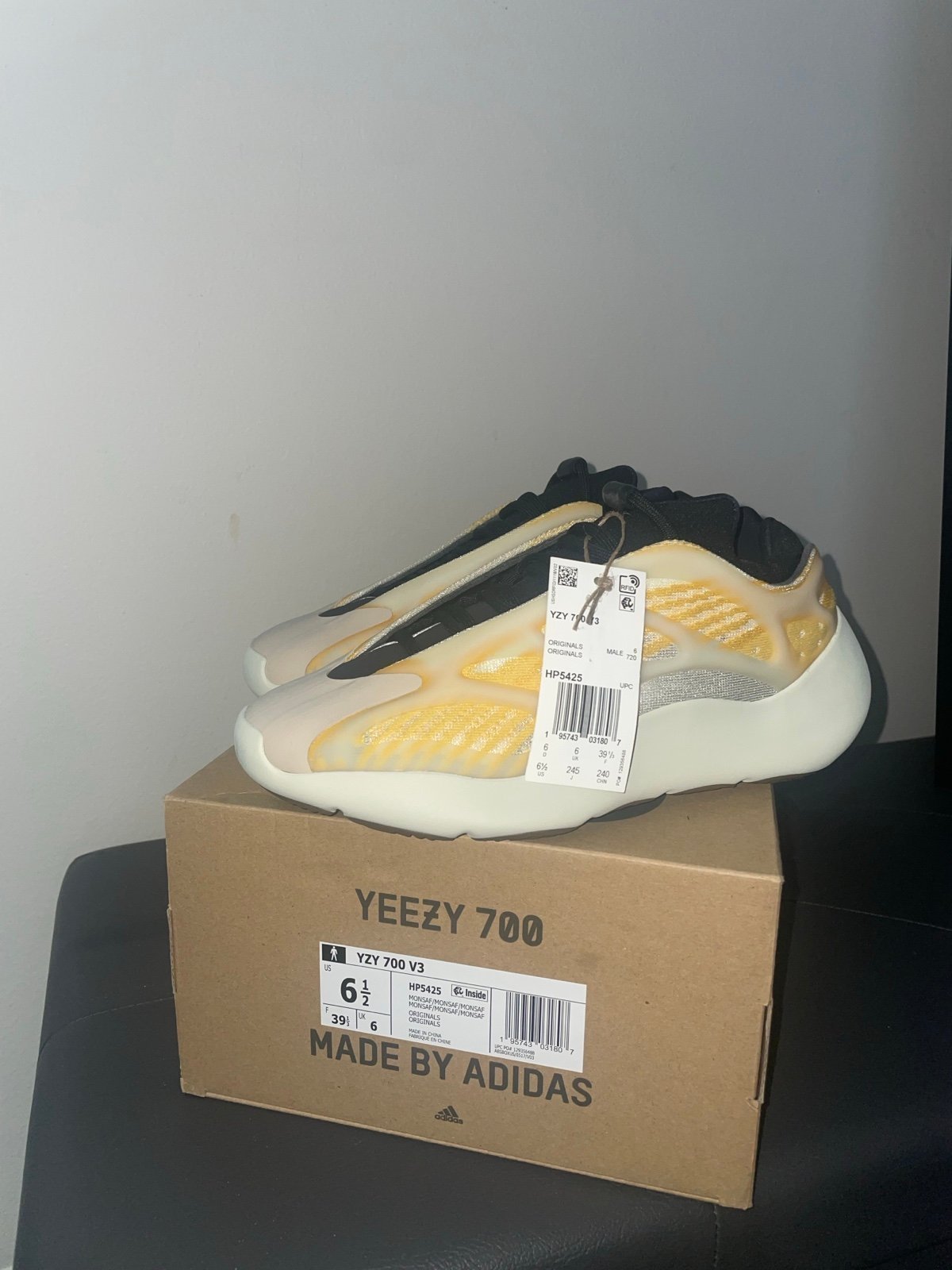Yeezy 700 v3 monsaf
