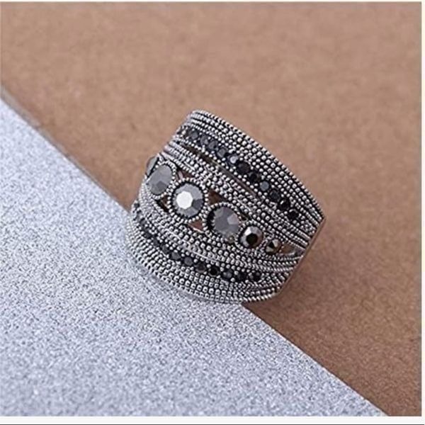 NEW Retro Black Geometric Marcasite Cluster Cocktail Ring